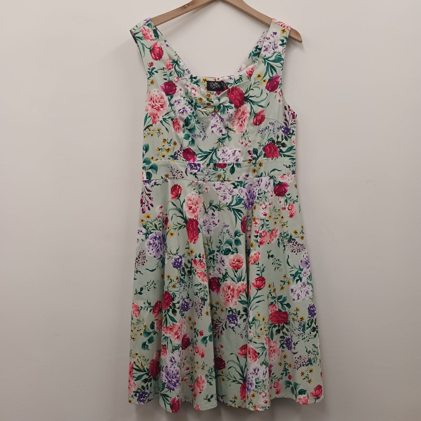 Dolly And Dolly Size 16 Green & Multi Colour Floral Swing Dress