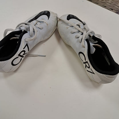 Boys Nike CR7 Football Boots Size 12