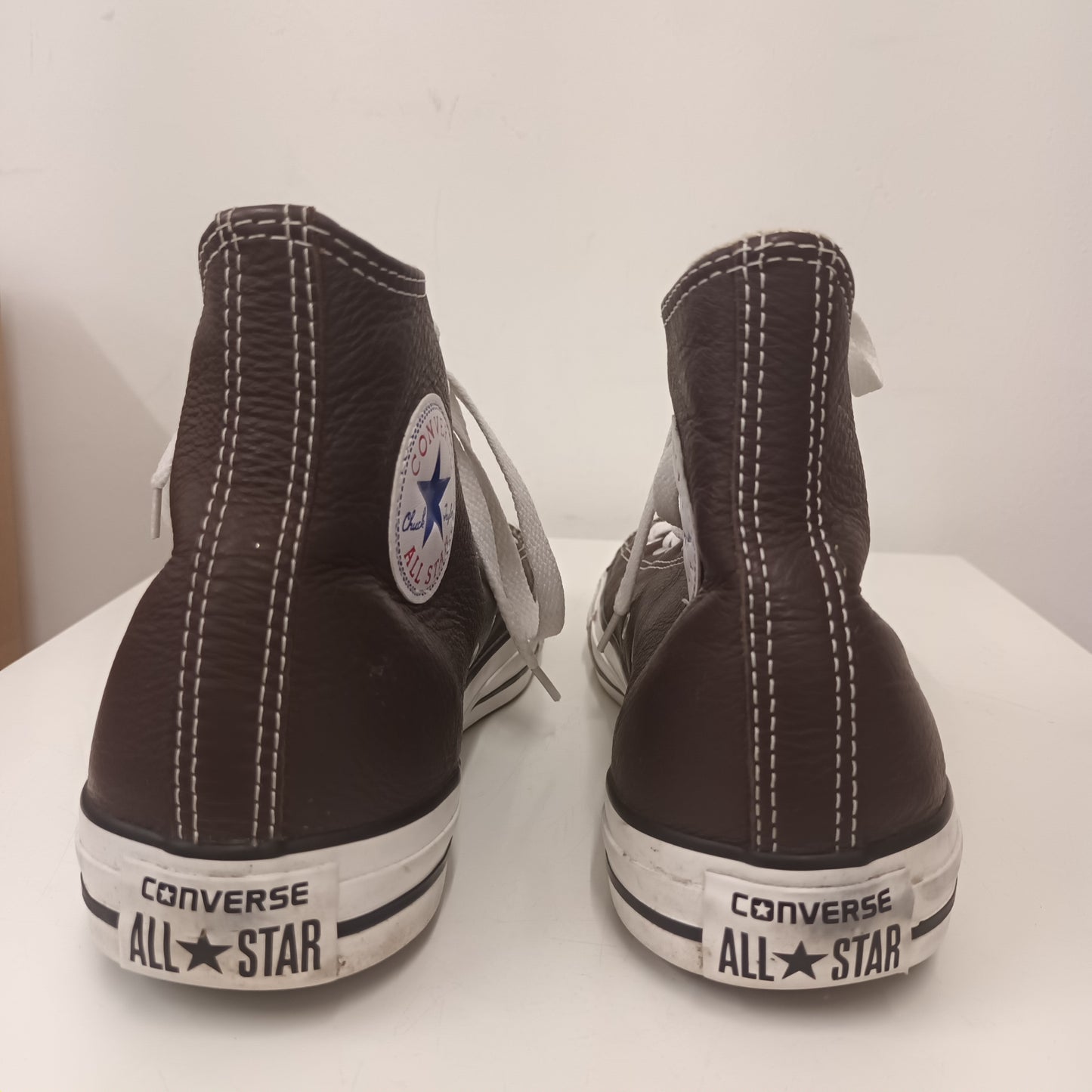 Converse All Star Chuck Taylor Brown Leather High Tops Size 9 Trainers