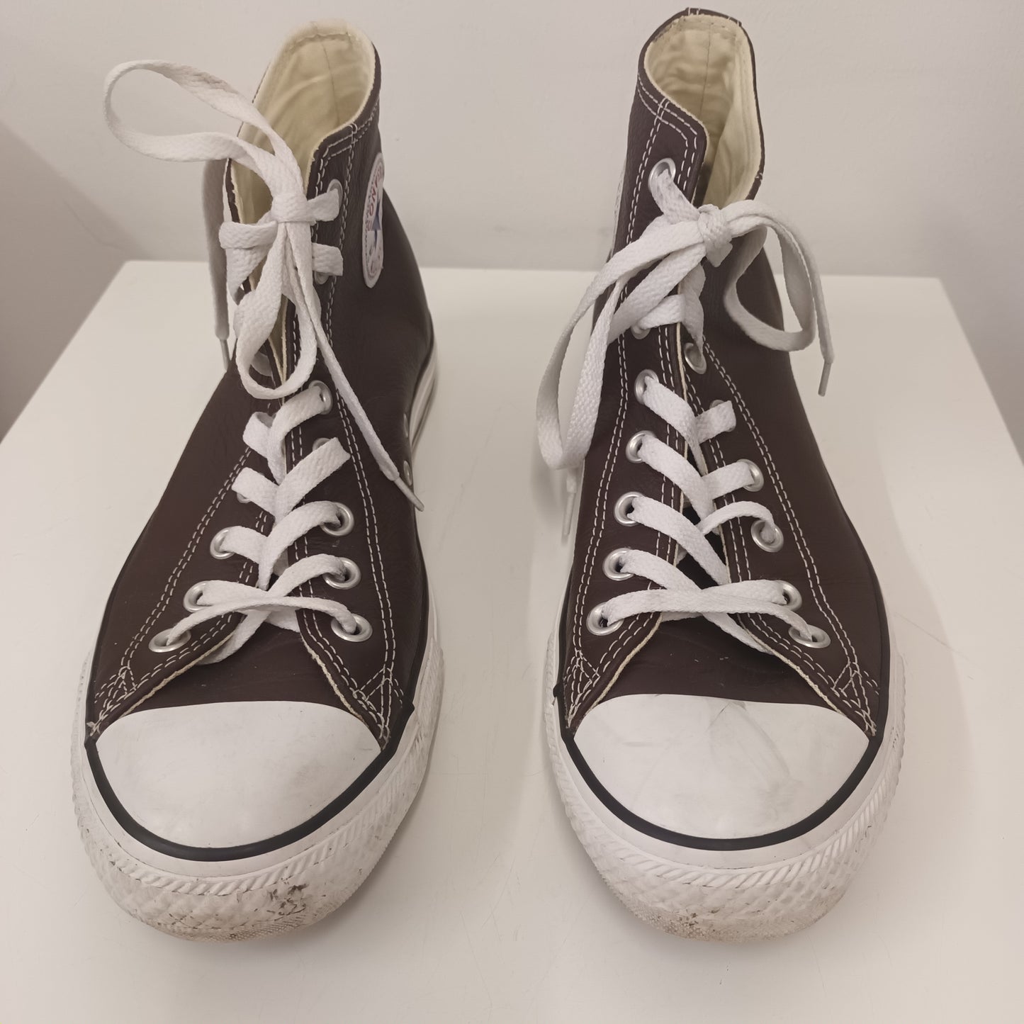 Converse All Star Chuck Taylor Brown Leather High Tops Size 9 Trainers