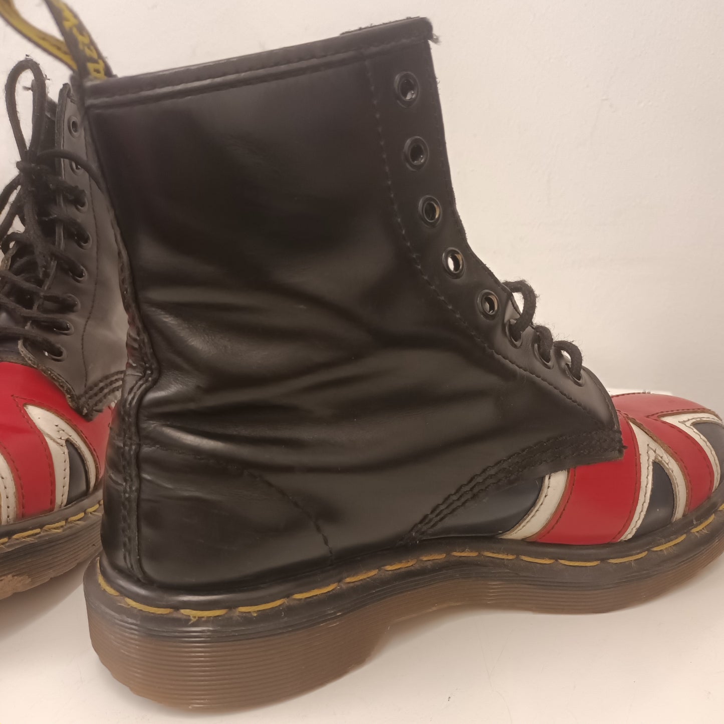 Vintage Union Jack Made In England Size 5 Dr Marten 8 Eyelet Boots