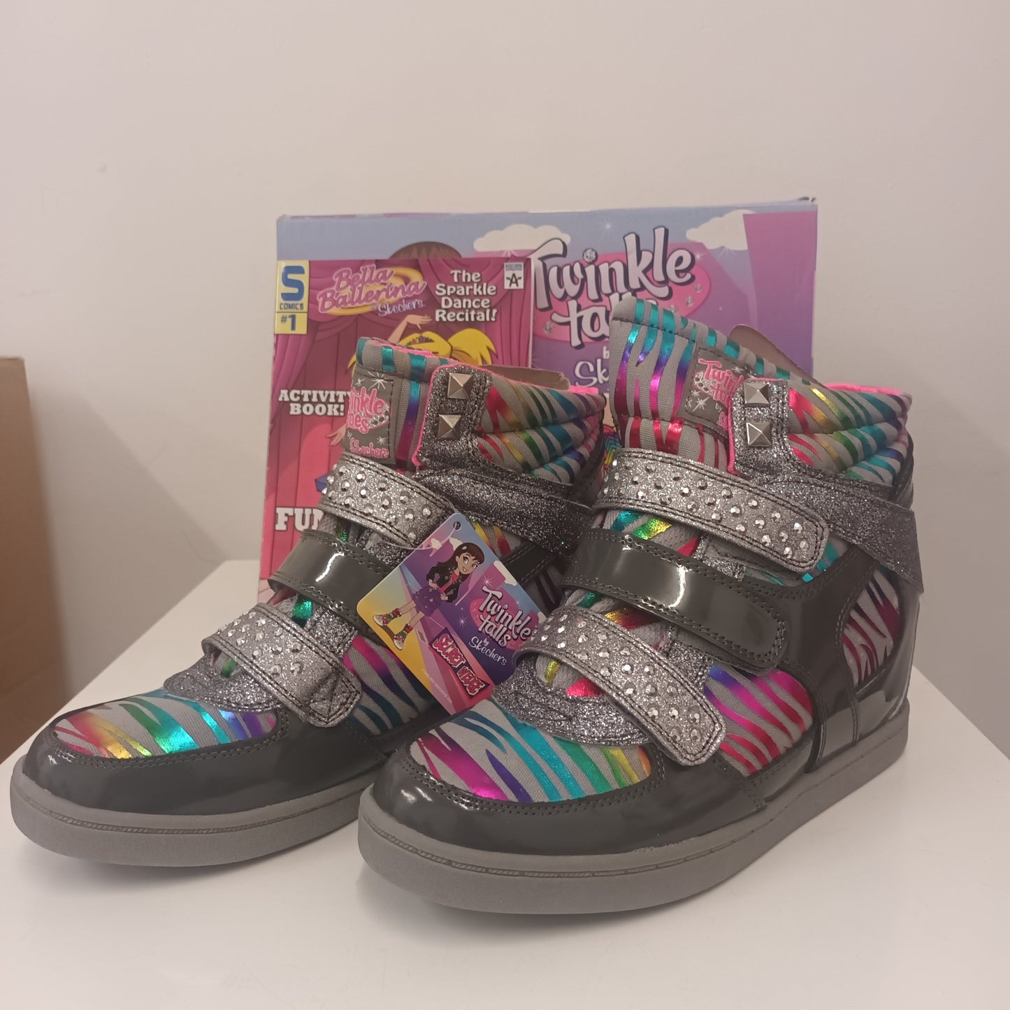 Brand New In Box Twinkle Talls Twinkle Toes By Sketchers Size 4 Trainers