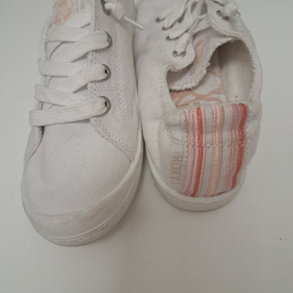 Roxy Surf Slip On Shoes Bayshore UK Size 6 Textile Upper White With Pastel Trim Knotted Cotton Laces