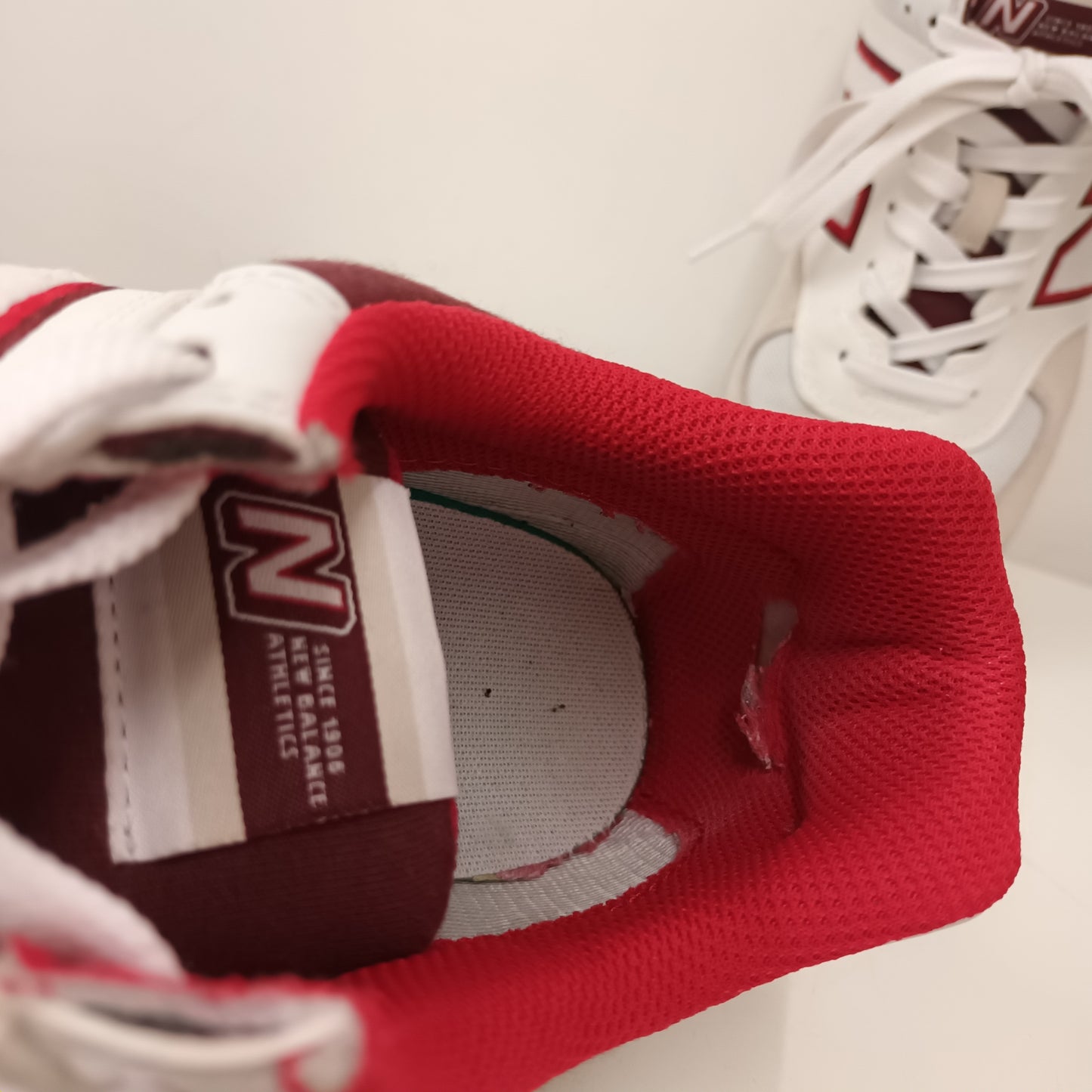 New Balance Size 9 Red White Encap Trainers