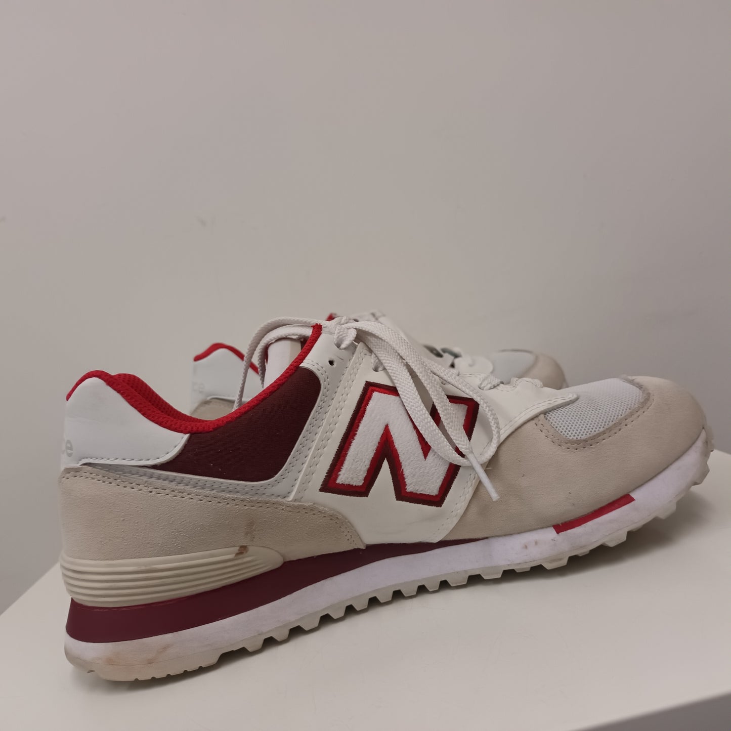 New Balance Size 9 Red White Encap Trainers