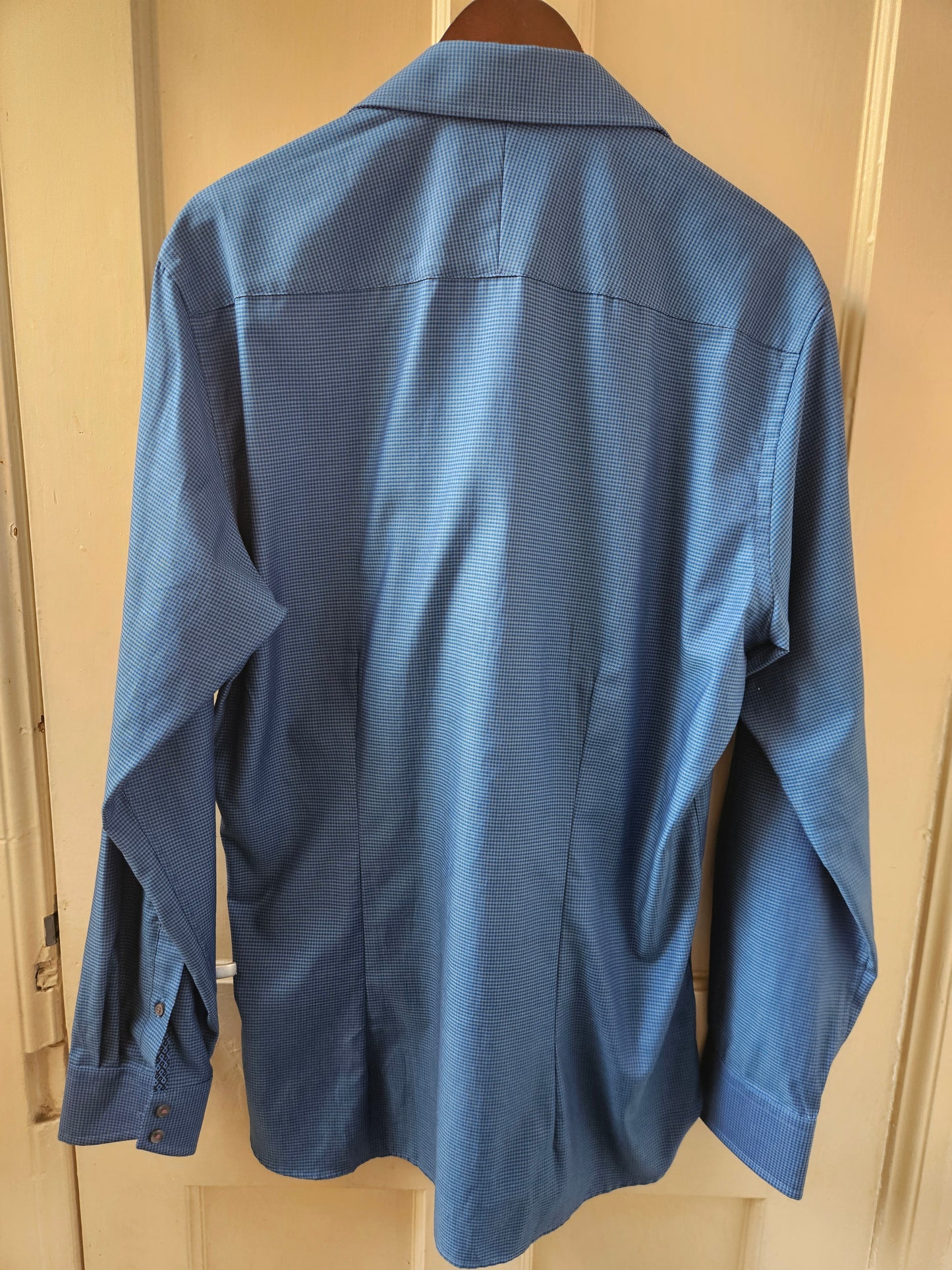 Ted Baker Endurance Mens Long Sleeved Blue Shirt - Size 16 - Excellent Condition
