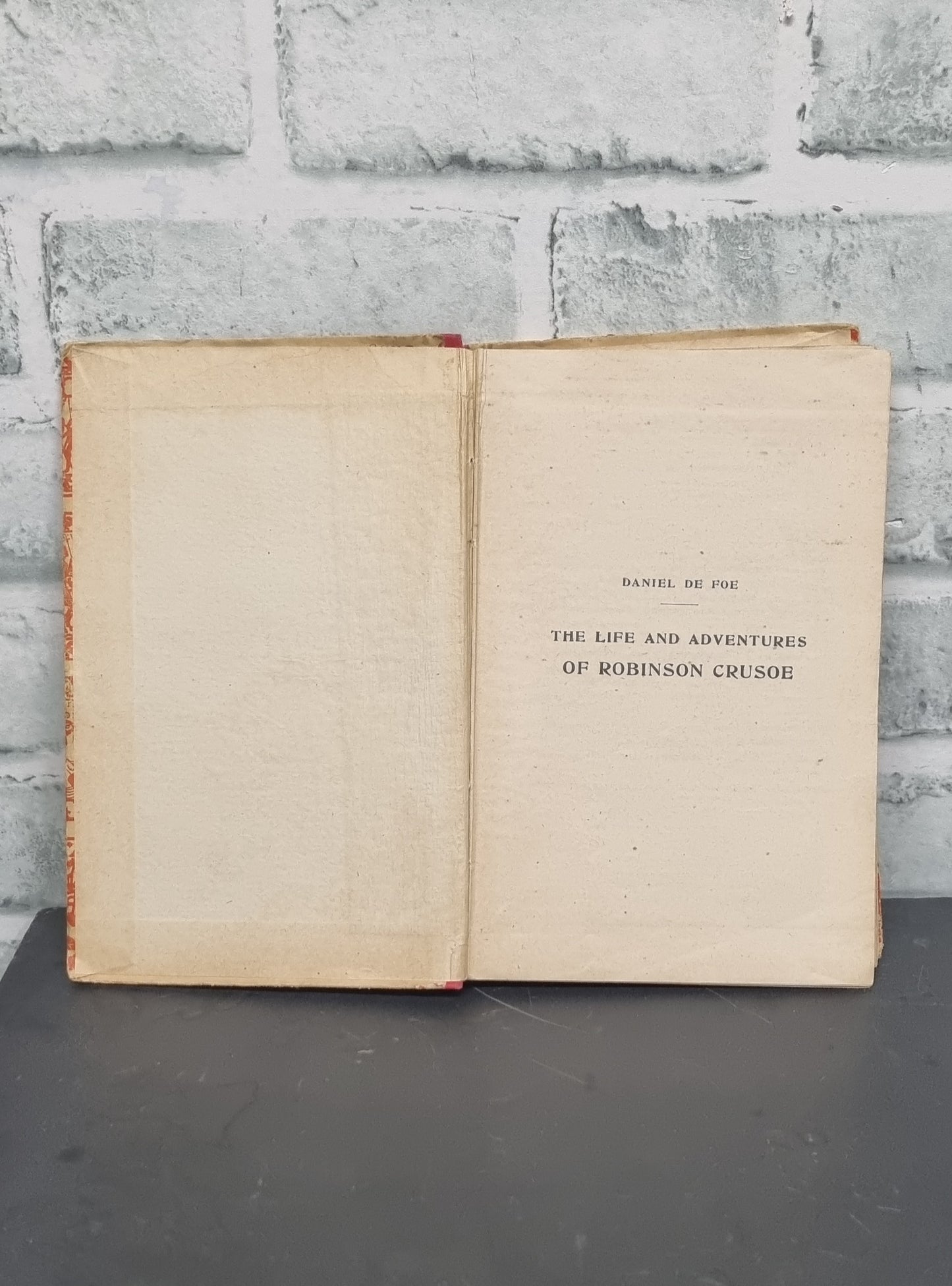 The Life and Adventures of Robinson Crusoe by Daniel De Foe Nouvelle Collection D'auteurs Anglais