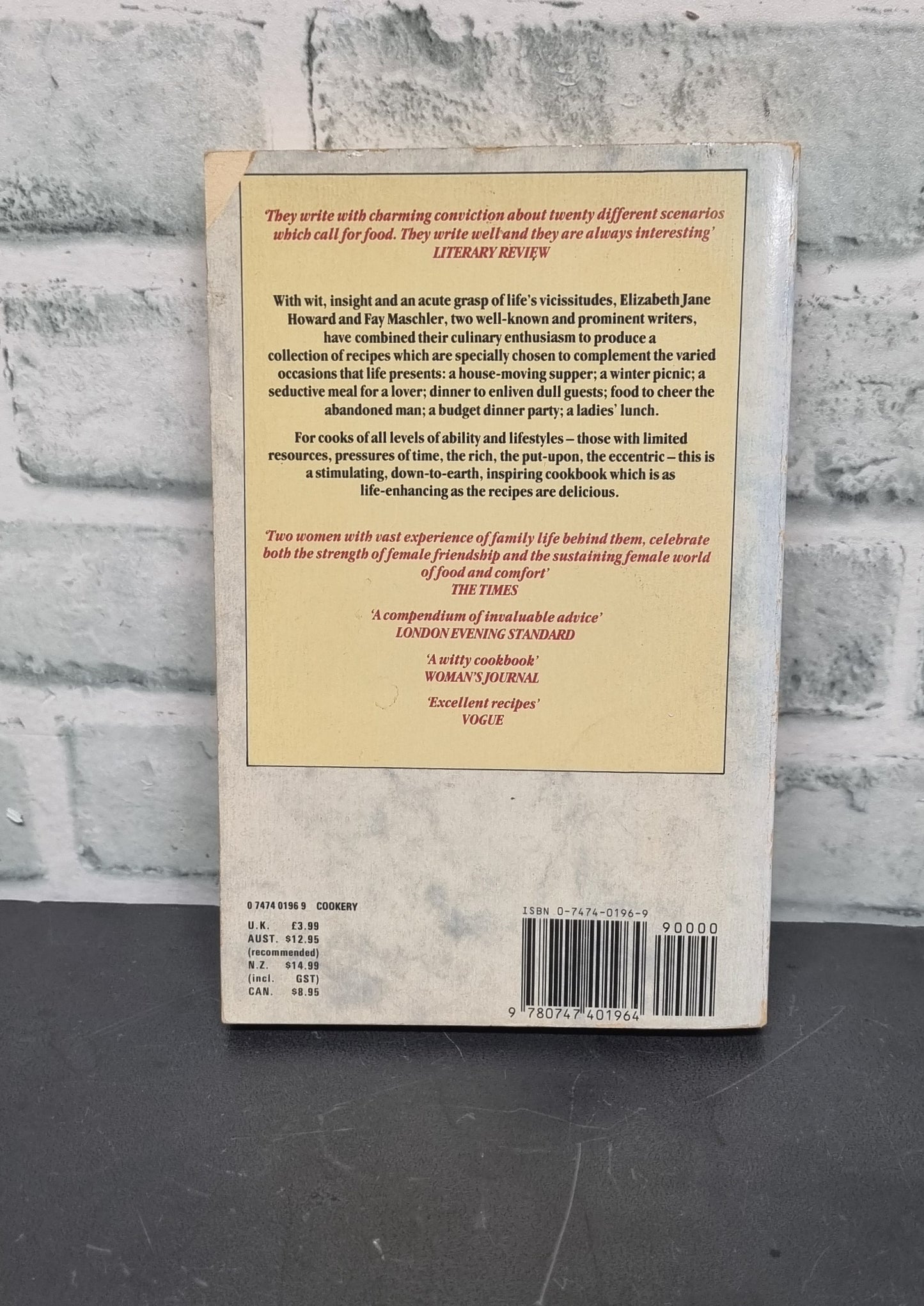 Howard and Maschler on Food by Elizabeth Jane Howard and Fay Maschler Paperback