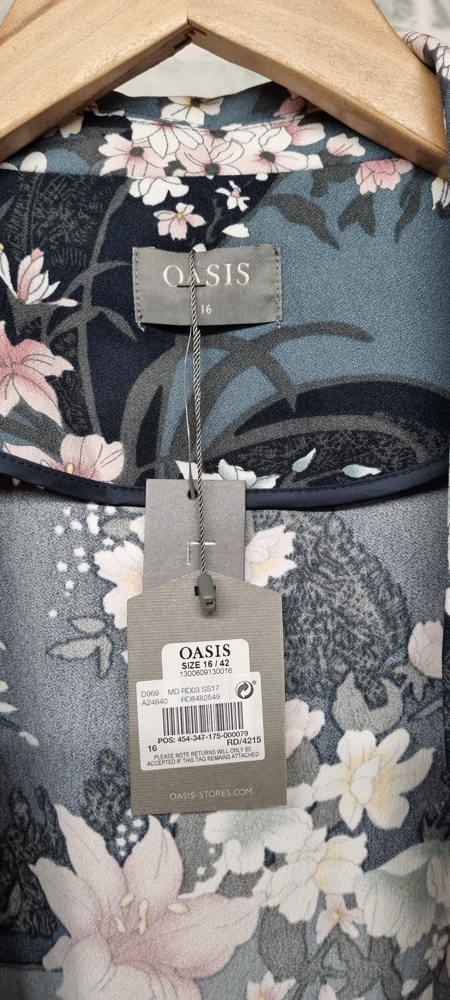 Oasis Light Blue Floral Pant Suit Size 16