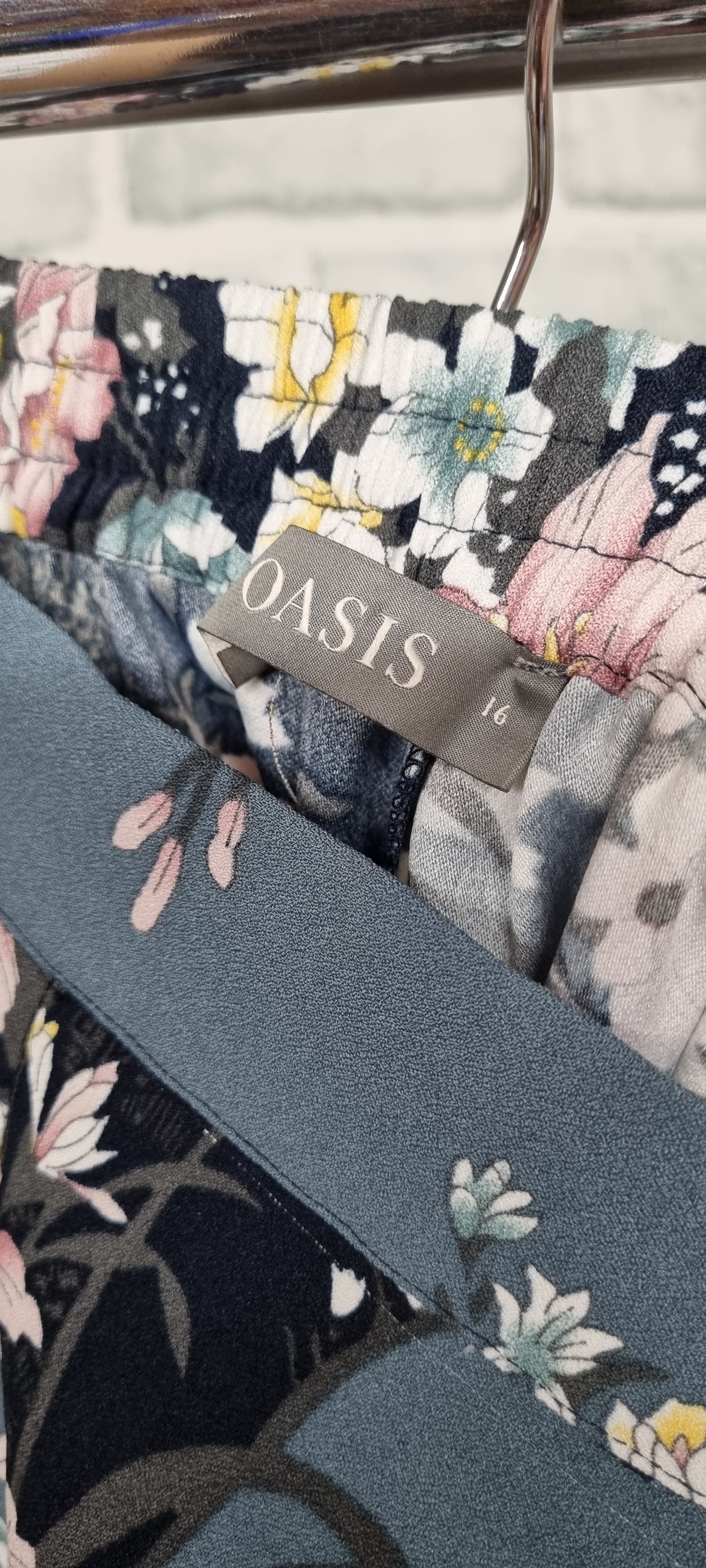 Oasis Light Blue Floral Pant Suit Size 16