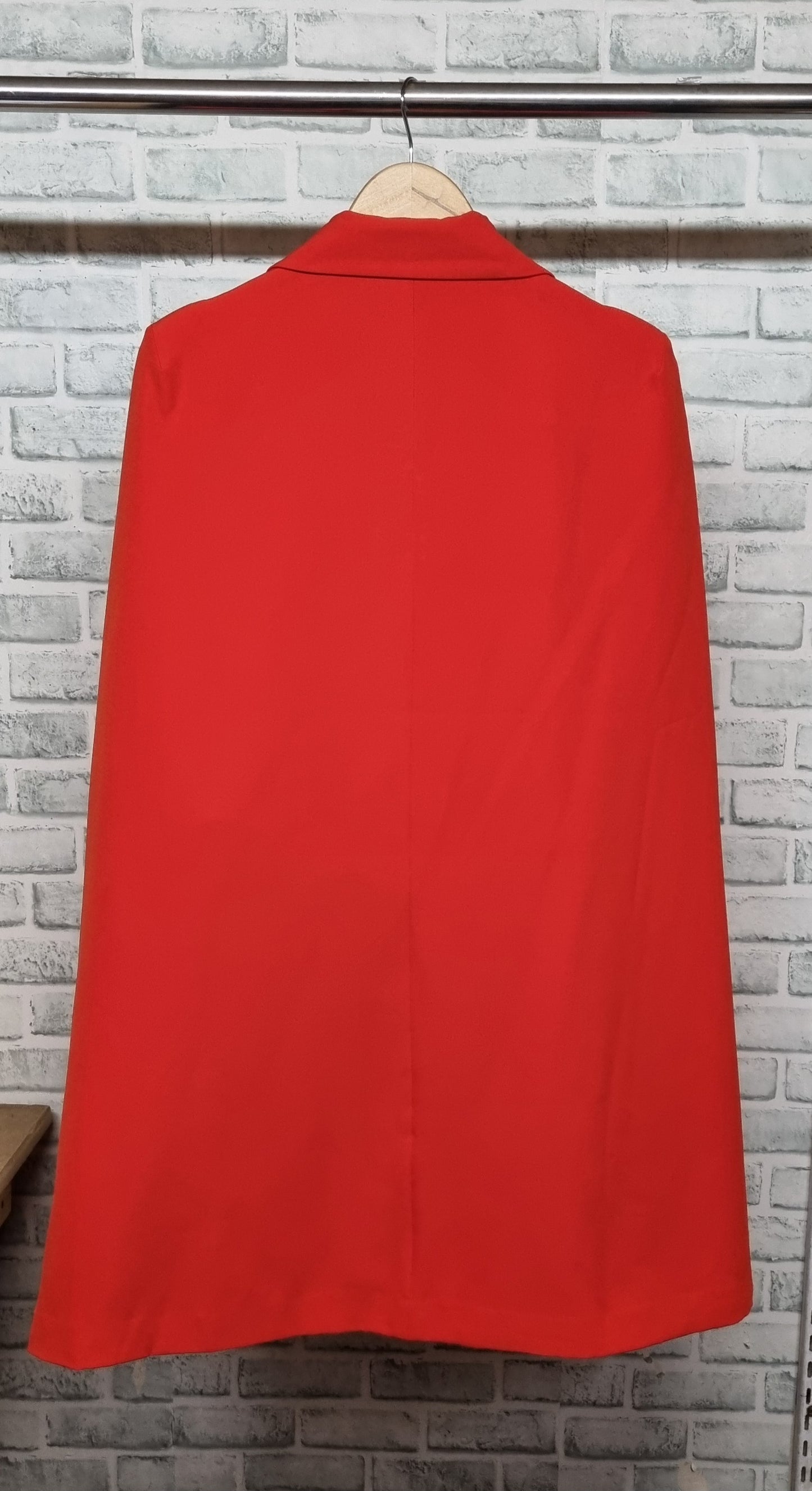 Attentif Paris Tomato Red Cape Blazer Size 42 BNWT