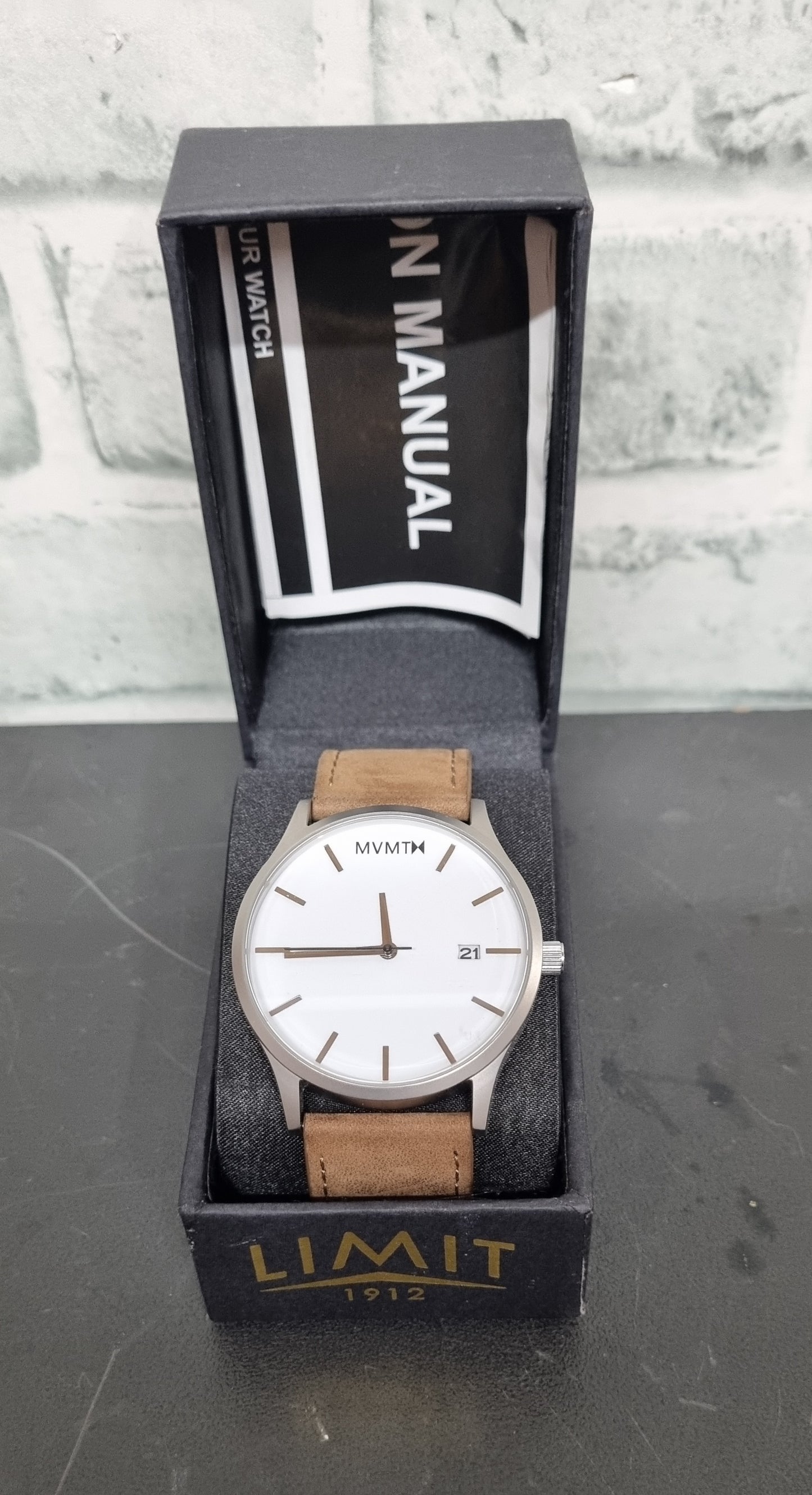 MVMT Classic Tan Leather Wrist Watch