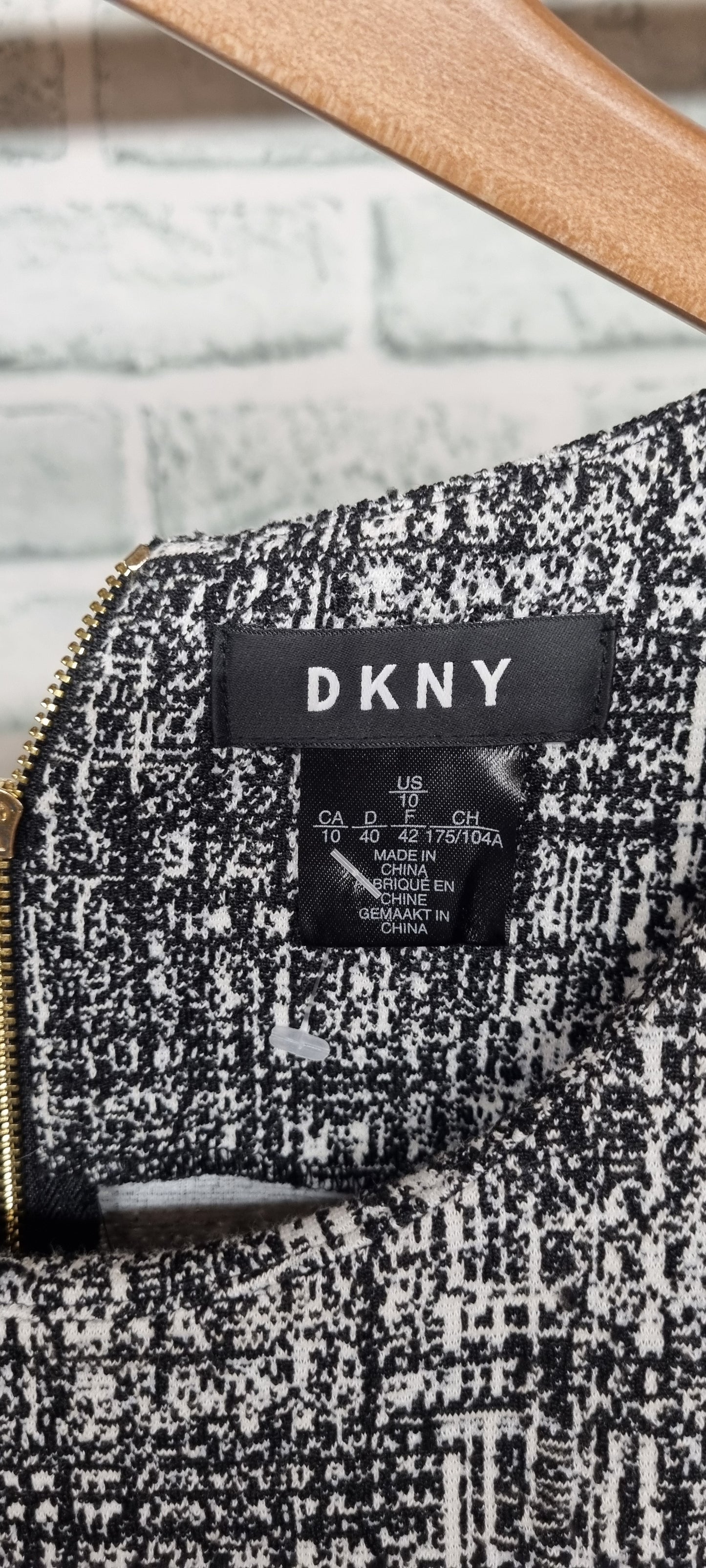 DKNY Grey and White Tweed Style Midi Sheath Dress Size 14