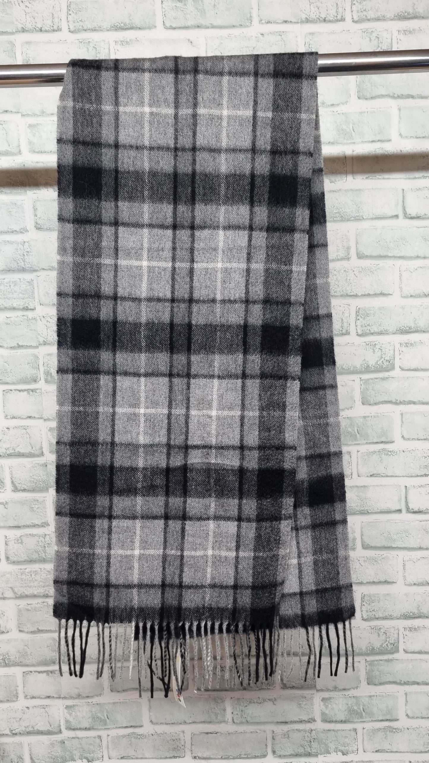 Scottish Collection Grey Tartan Cashmere Scarf BNWT