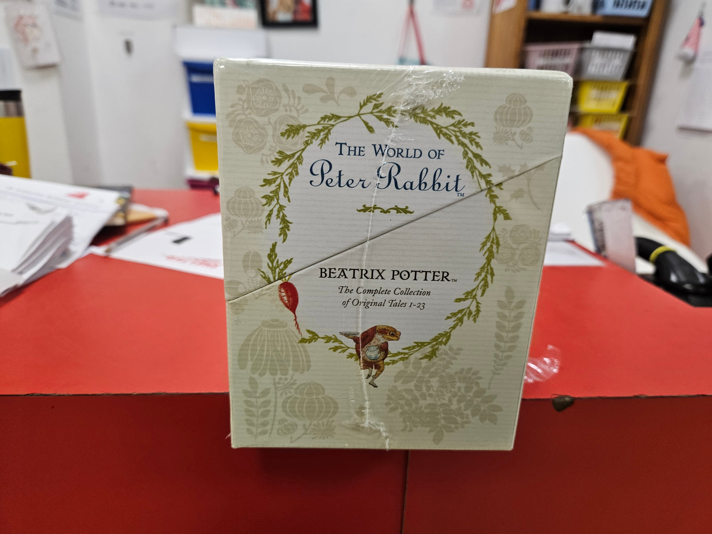 The world of Peter Rabbit Beatrix Potter The Complete Collection of Original Tales 1-23 Brand New