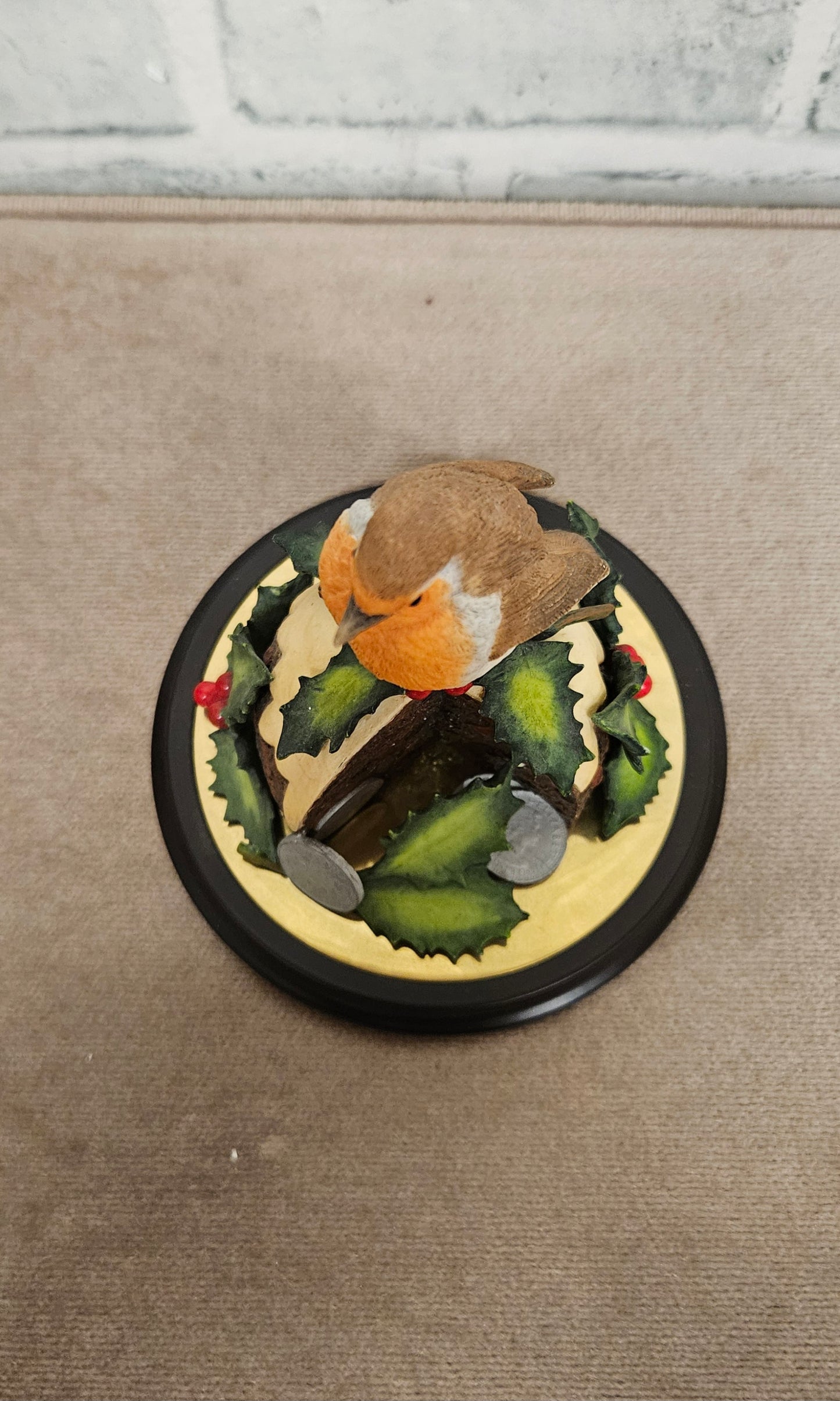 Robin on a Christmas Cake with a Sixpence Figurine