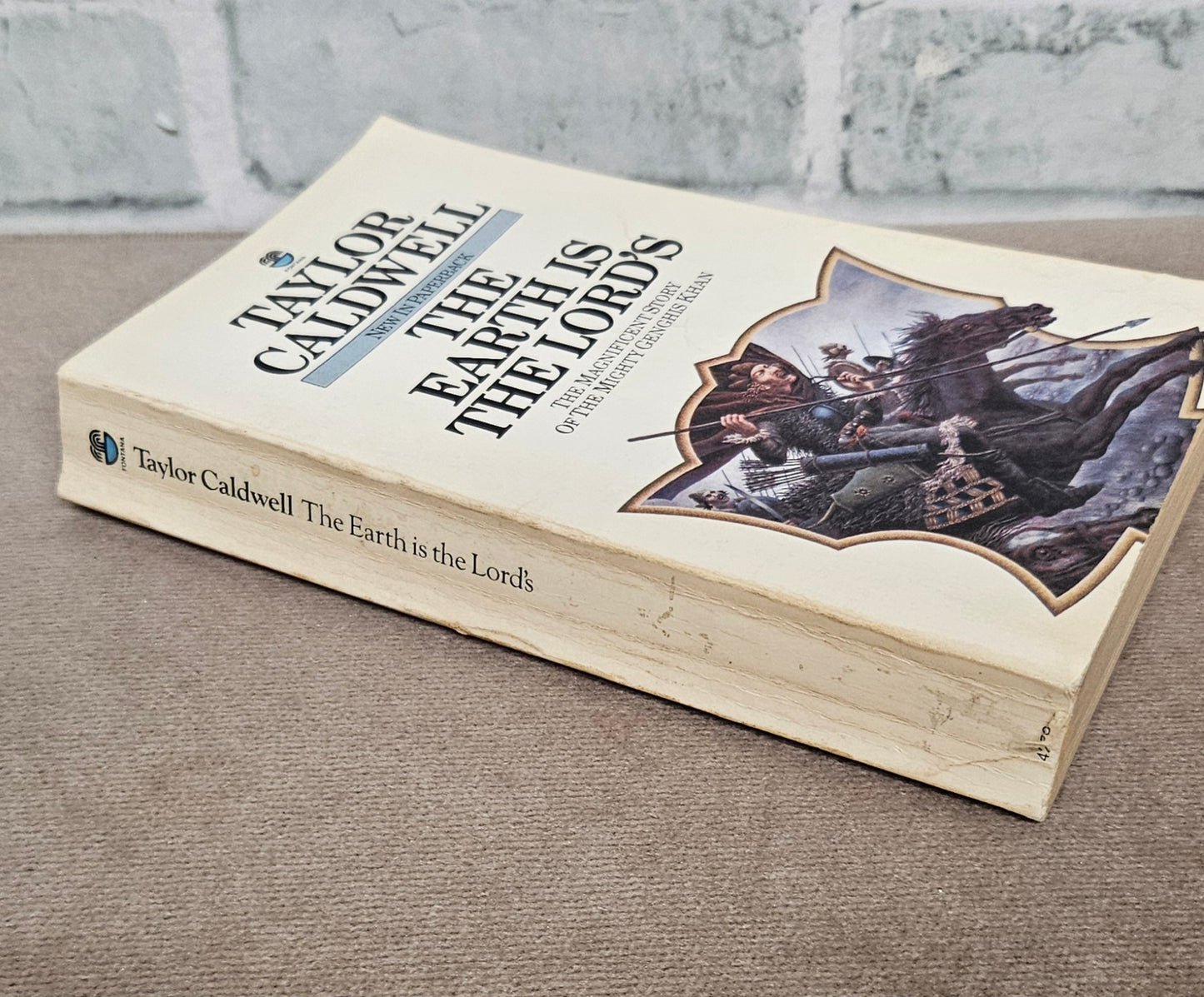 Taylor Caldwell The Earth is The Lord's 1976 Softback