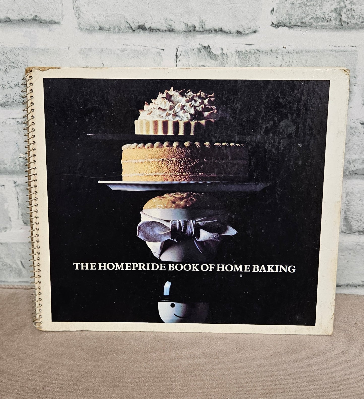 The Homepride Book of Home Baking Vintage 1970's