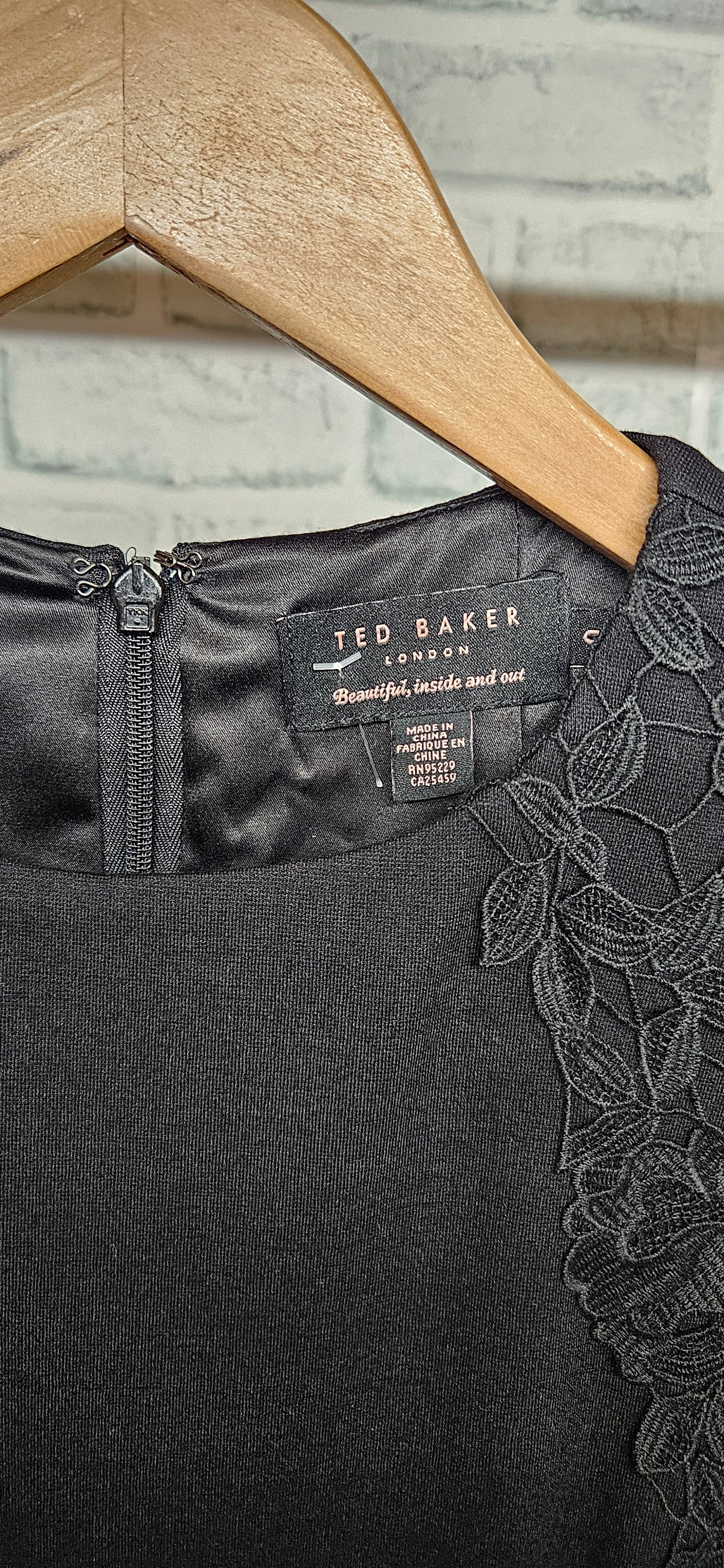 Ted Baker Black Lace Bodycon Dress Size 0