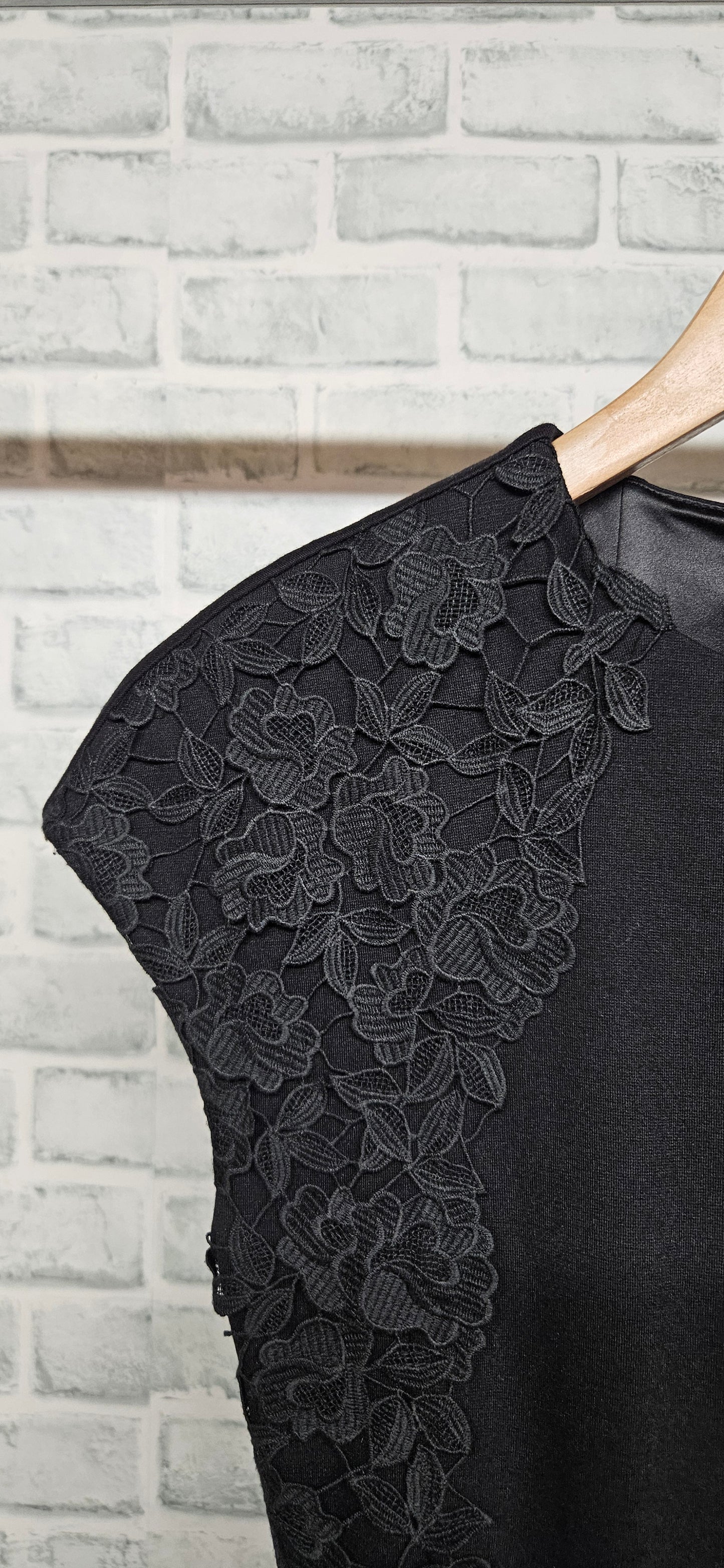 Ted Baker Black Lace Bodycon Dress Size 0