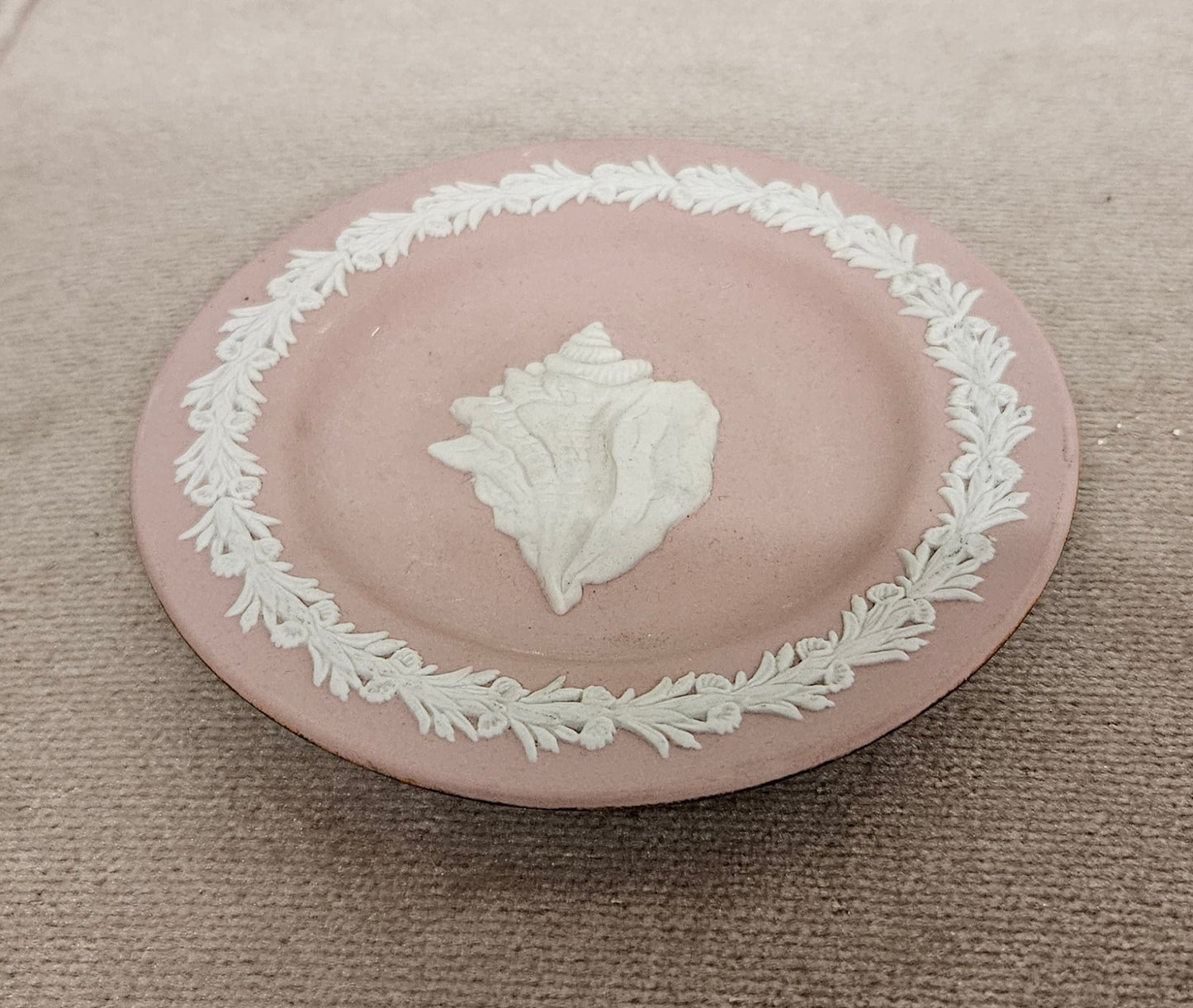 Wedgewood Pink Conch Shell Pin Dish