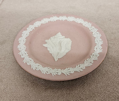 Wedgewood Pink Conch Shell Pin Dish