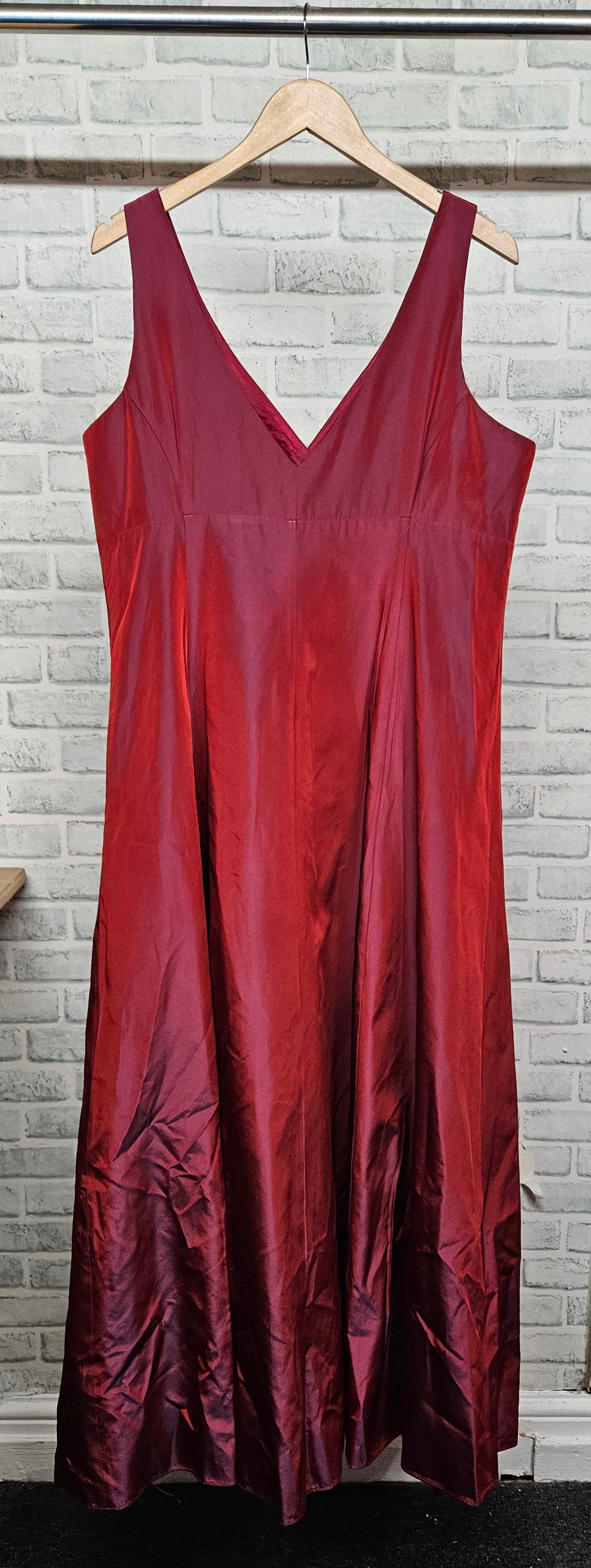 Debut Wine Red V-Neck Taffeta Maxi Dress Size 18