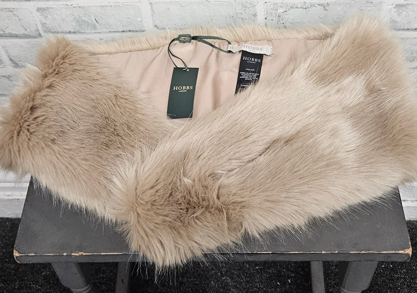 Hobbs Faux Fur Neck Wrap BNWT