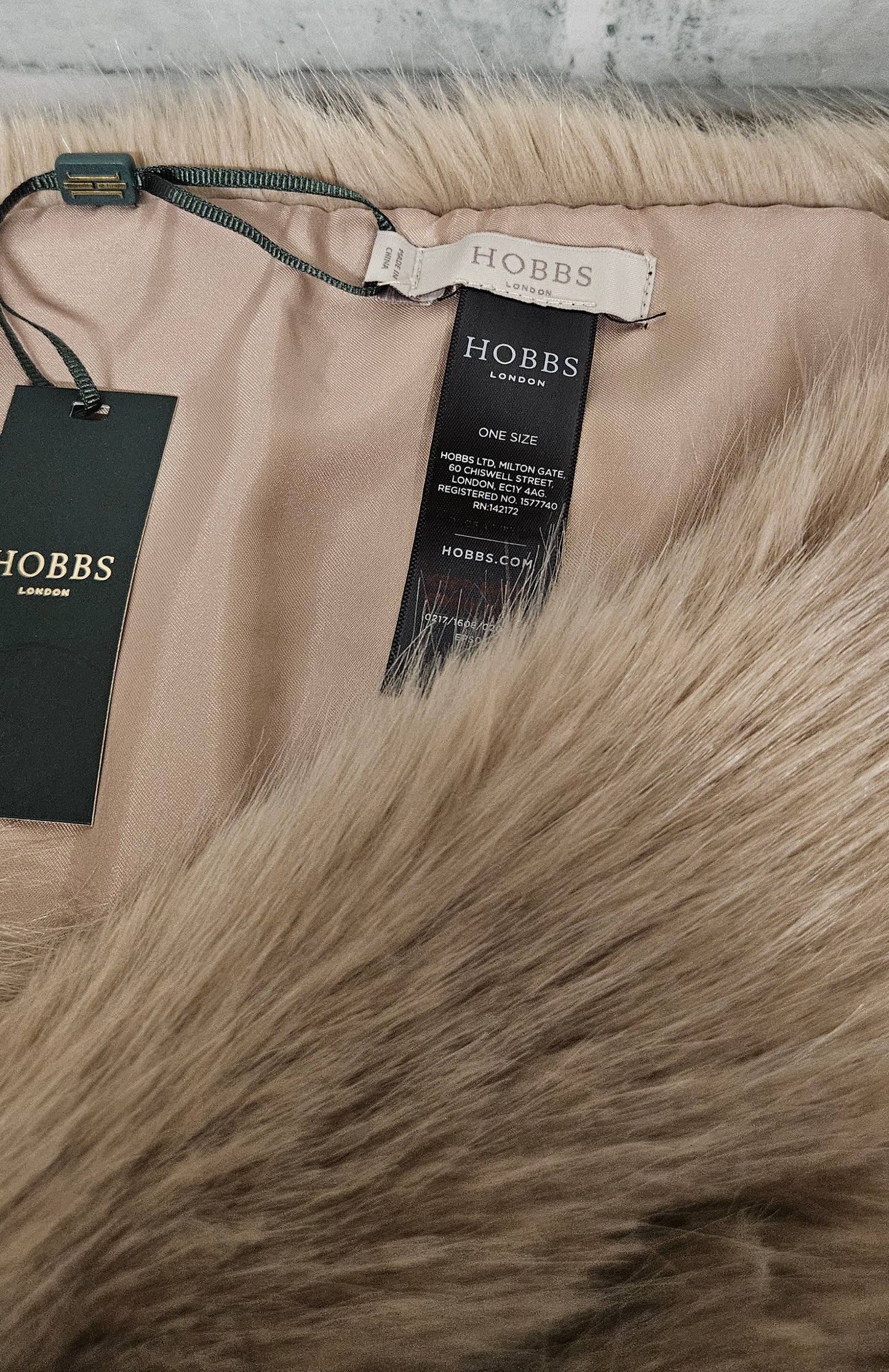Hobbs Faux Fur Neck Wrap BNWT