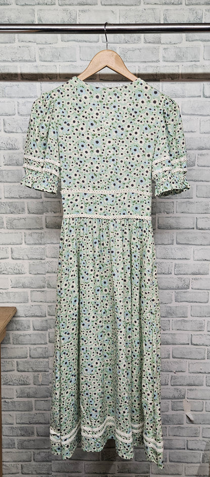 Nobody's Child x Elizabeth Scarlett Green Ditsy Saffy Midi Dress Size 4