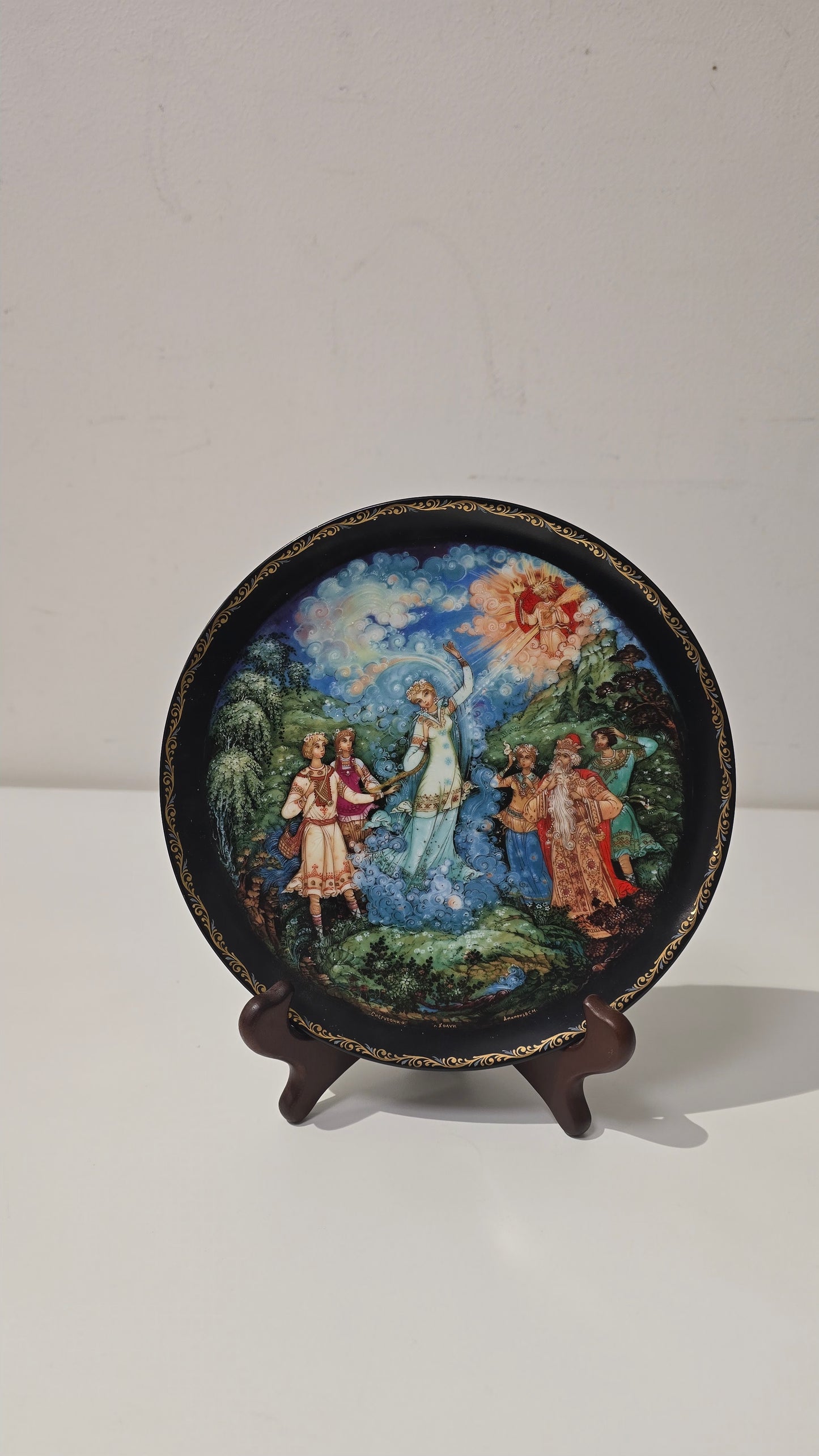 1990 Russian Vintage porcelain collector's plate - Love's Finale