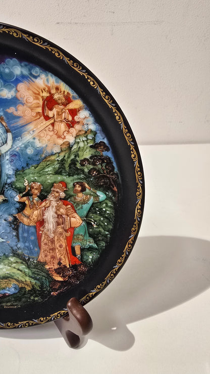 1990 Russian Vintage porcelain collector's plate - Love's Finale