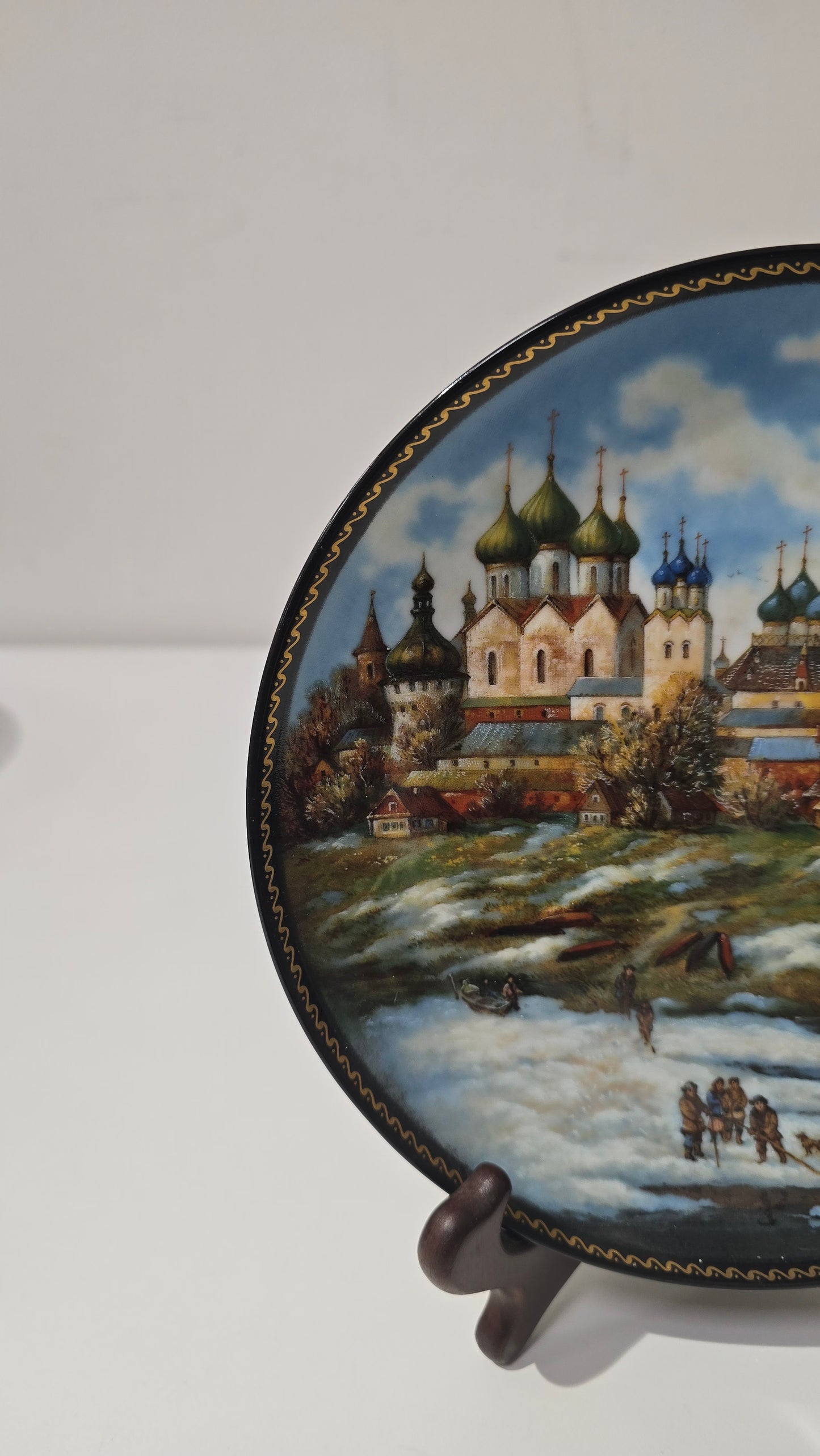 1990 Russian Vintage porcelain collector's plate - Rostov the Great