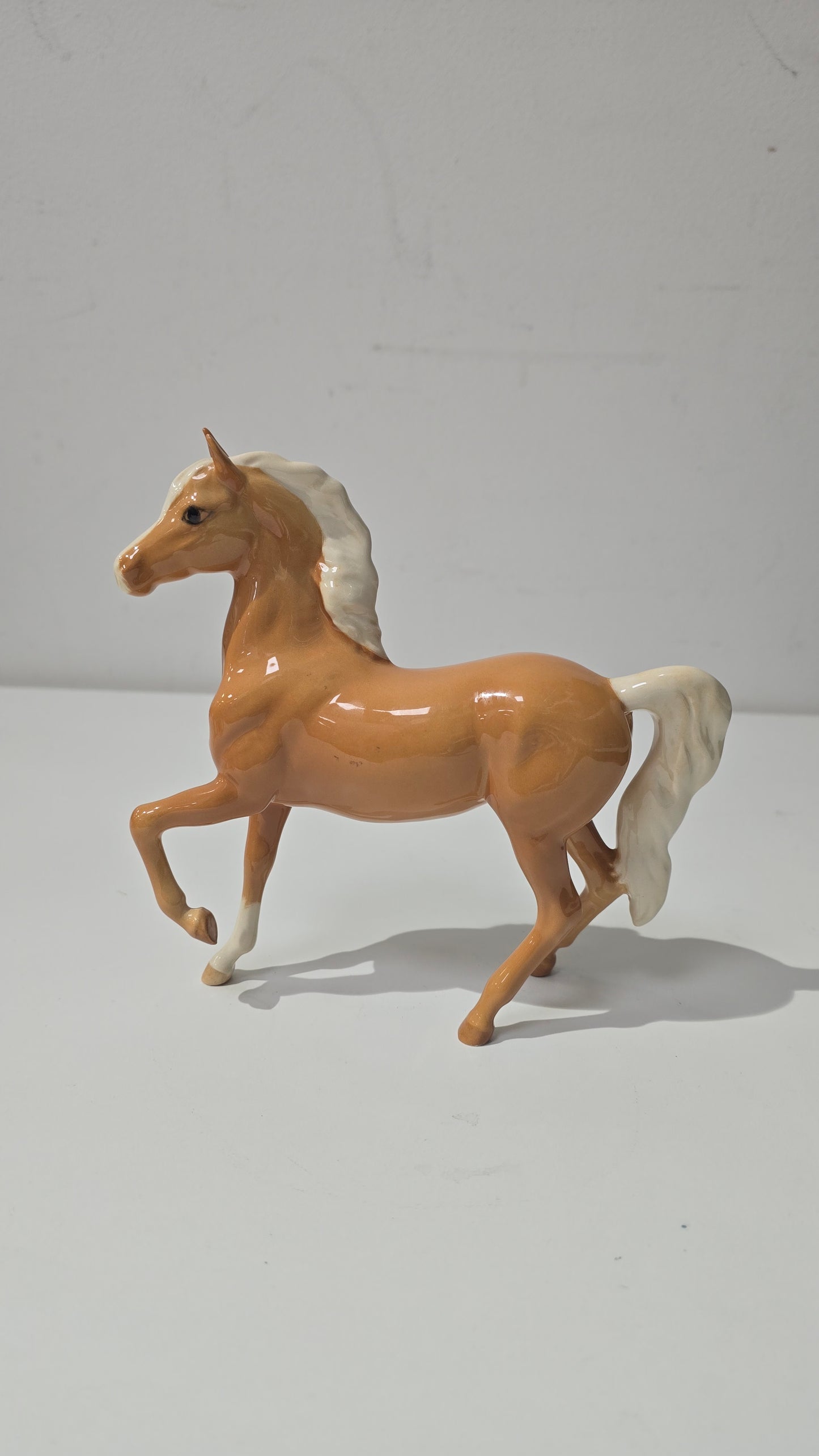 Beswick Vintage Prancing Arab Palomino horse Model 1261
