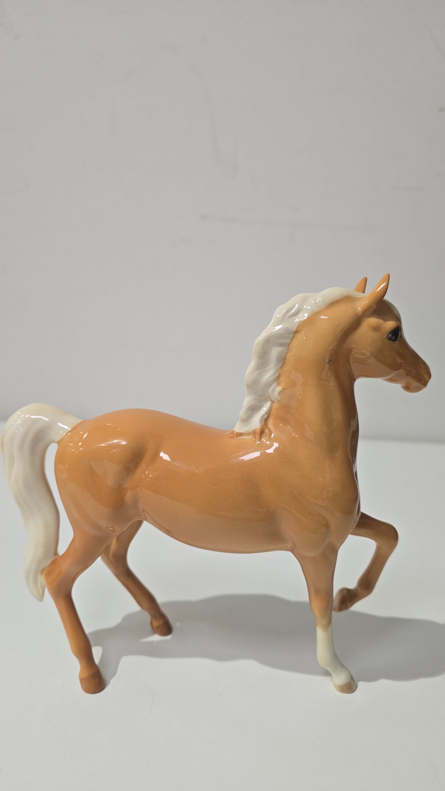 Beswick Vintage Prancing Arab Palomino horse Model 1261
