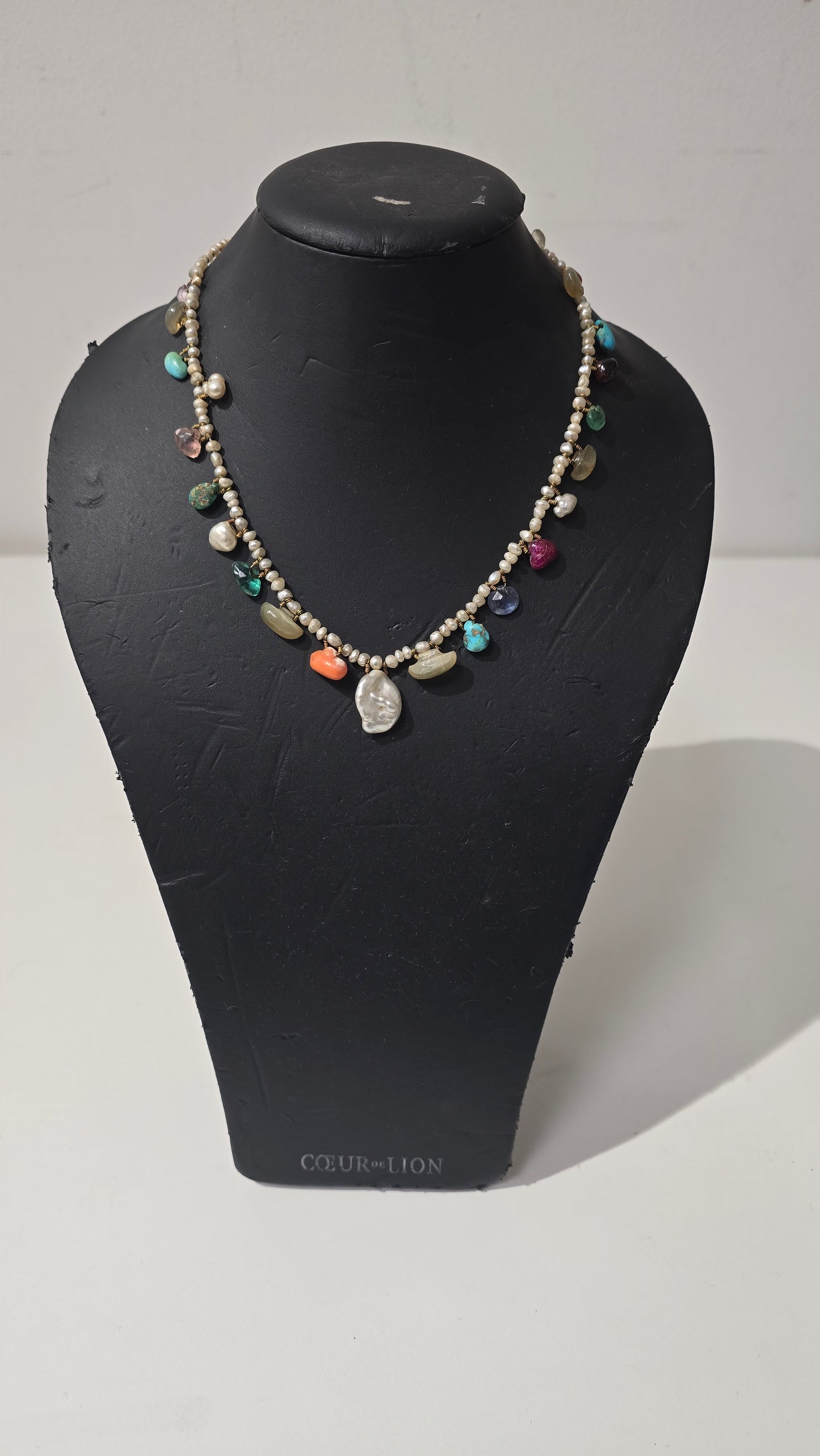 Unbranded pearl and semi precious stones necklace
