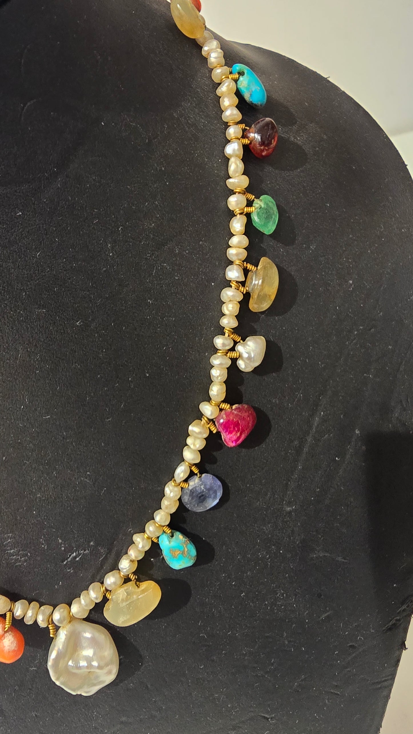 Unbranded pearl and semi precious stones necklace
