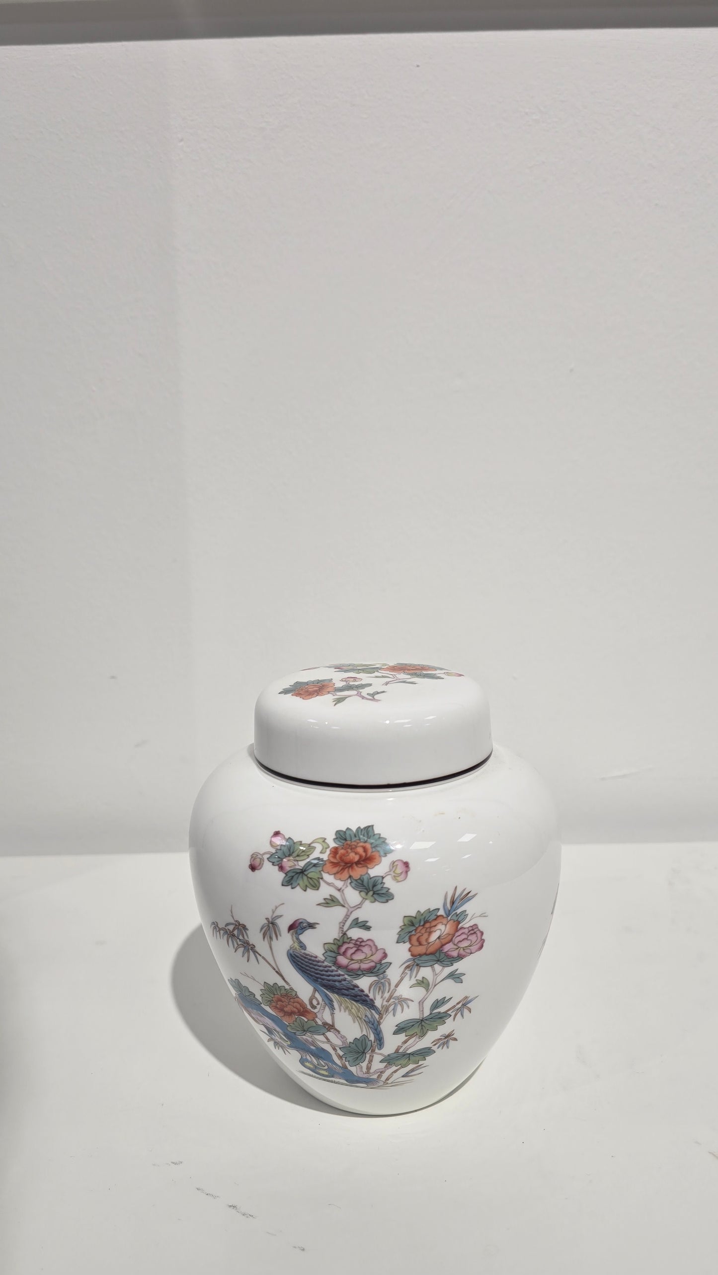 Vintage Wedgewood Kutani Crane Ginger Jar with Lid