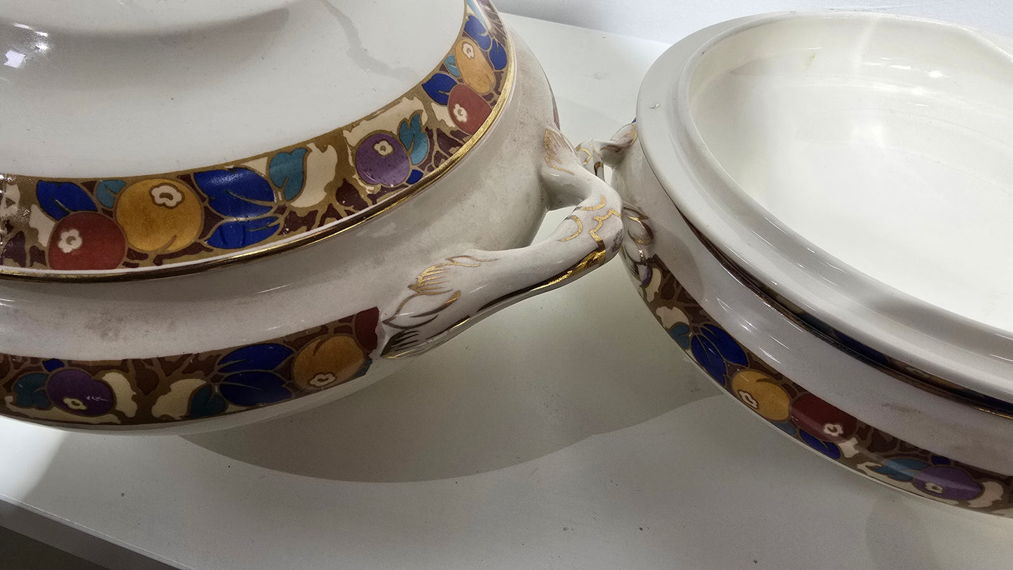Trio set of Vintage Losol Ware Keeling & Co Berries 5665 Soup & Vegetable Tureens Lidded No Ladle