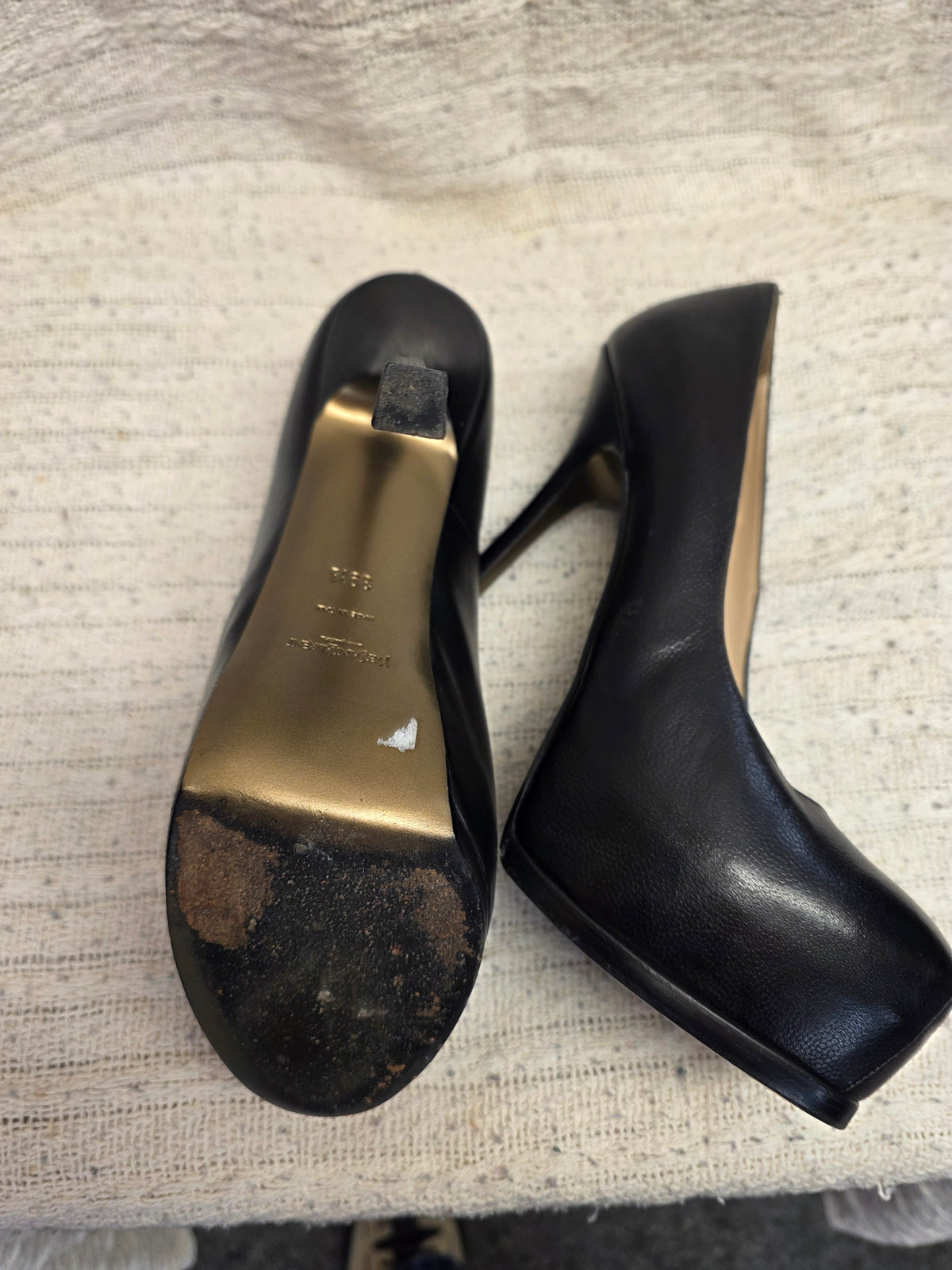 Yves Saint Laurent Black Leather Platform Heels EU 39 1/2