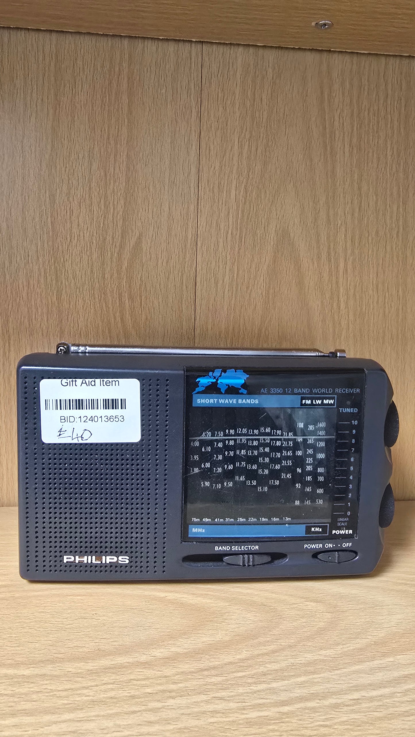 Philips AE3350 12-Band World Receiver Radio - Fully Tested & Working