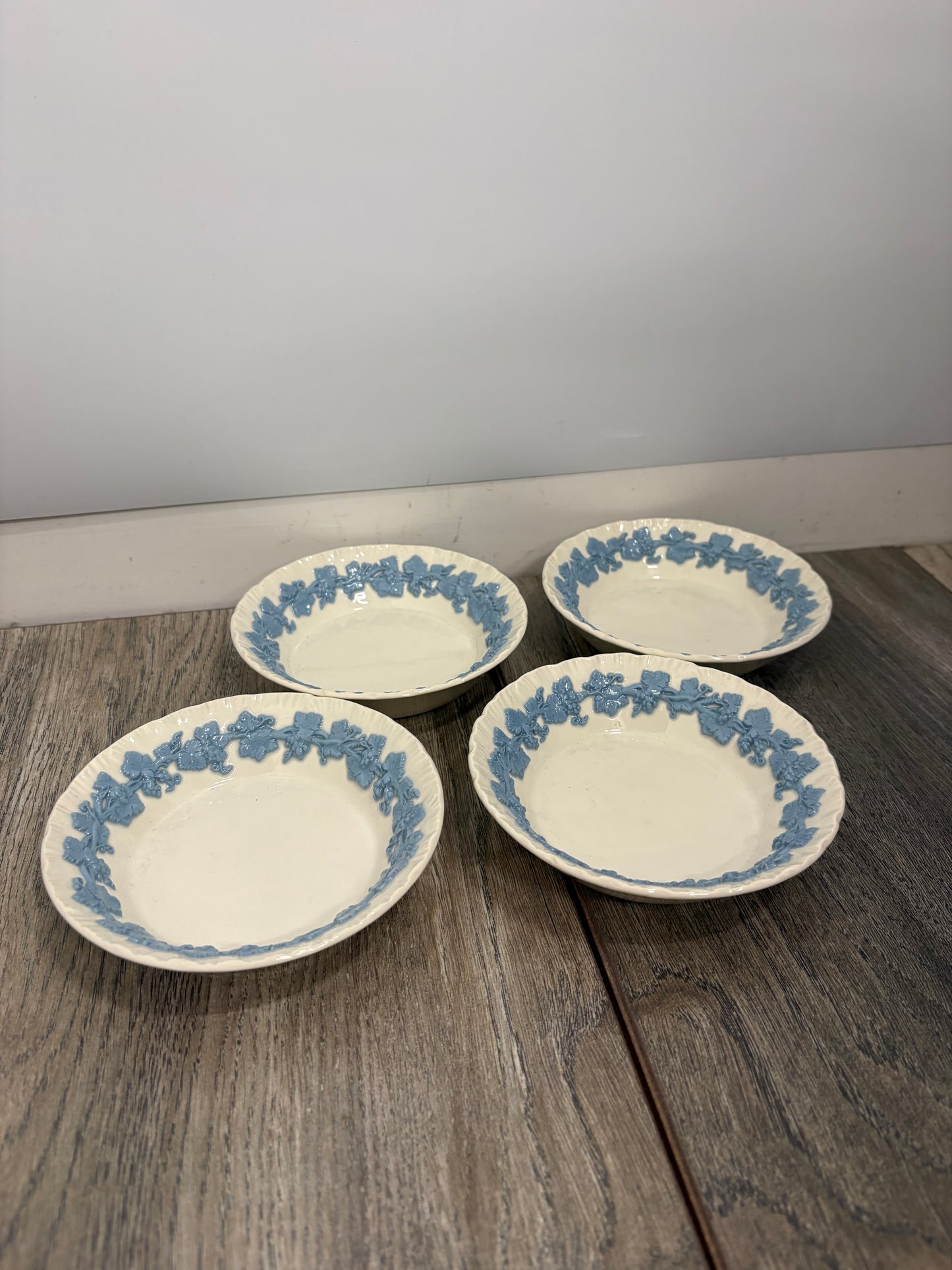 Vintage 1960s Wedgwood Embossed Queen's Ware 24-Piece Collection
