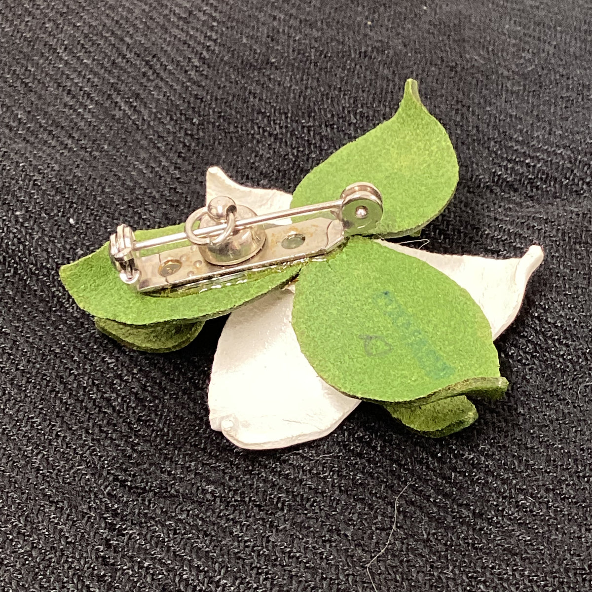 Trillium Ontario Floral Emblem Lapel Pin