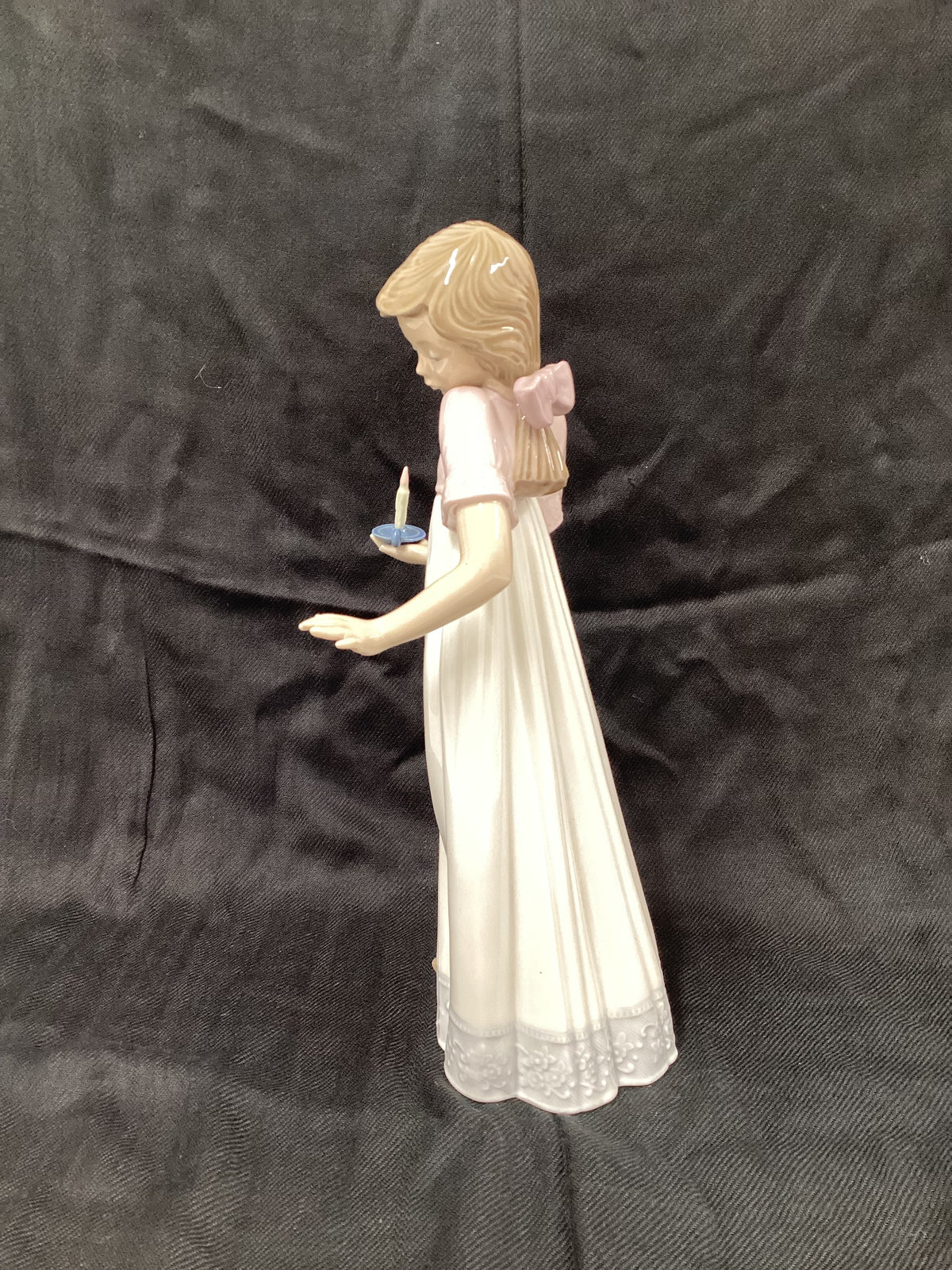Nao By Ladro Porcelain Figurine