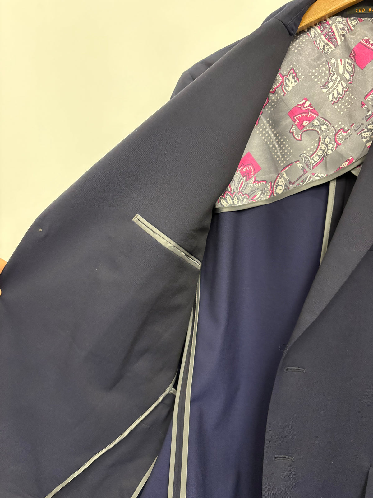 Ted Baker London Mens Navy Suit Jacket Size 44R