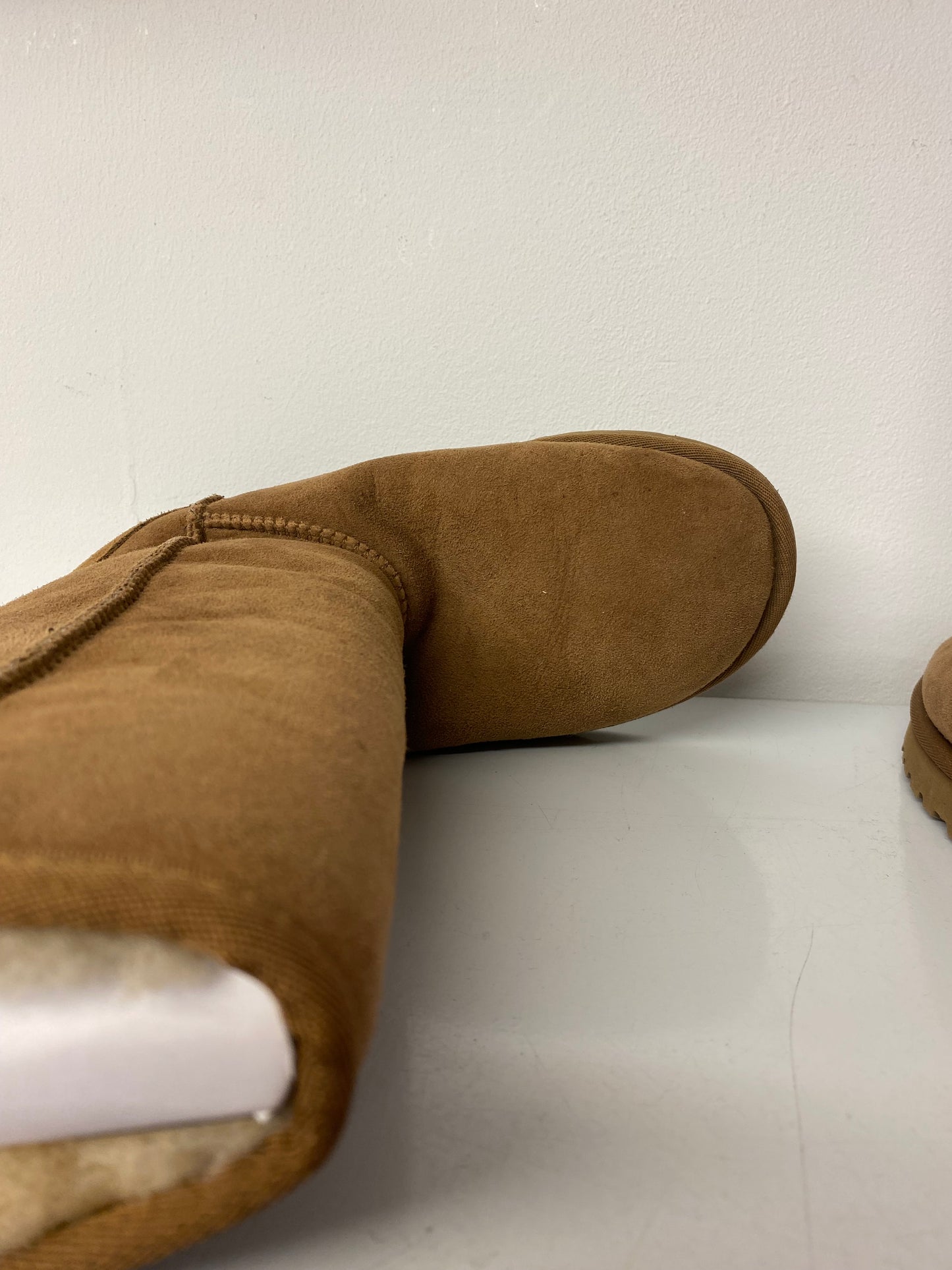 Ugg Boots Tan Size 4.5