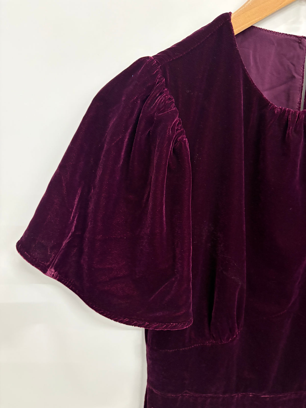 Nobody's Child Dark Purple Short Sleeve Velvet Allegra Midi Dress Size 8 - BNWT