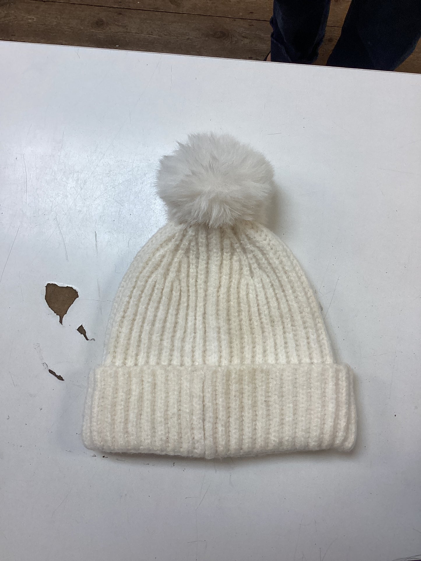 Steve Madden Bobble Hat