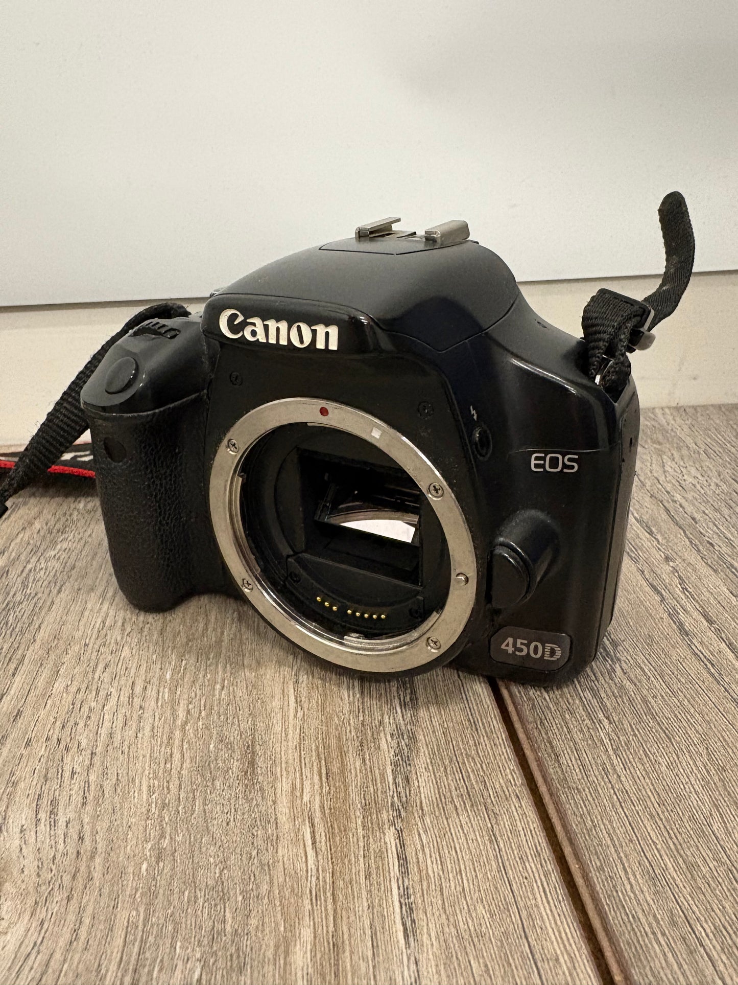 Canon EOS 450D Digital Camera Body