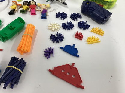 K’nex Job lot with 4 K’nex People